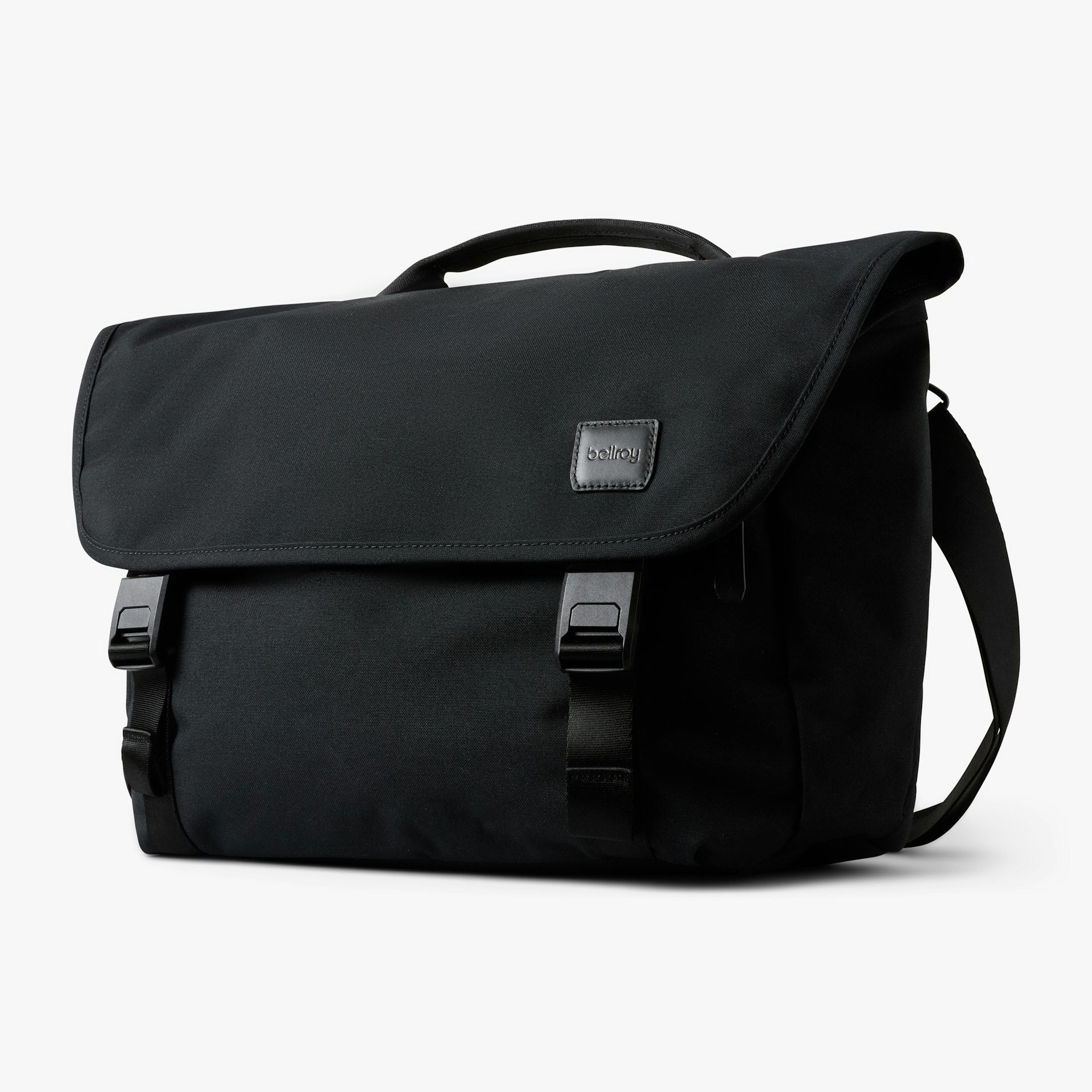 Classic Messenger 13L - Storming Gravity