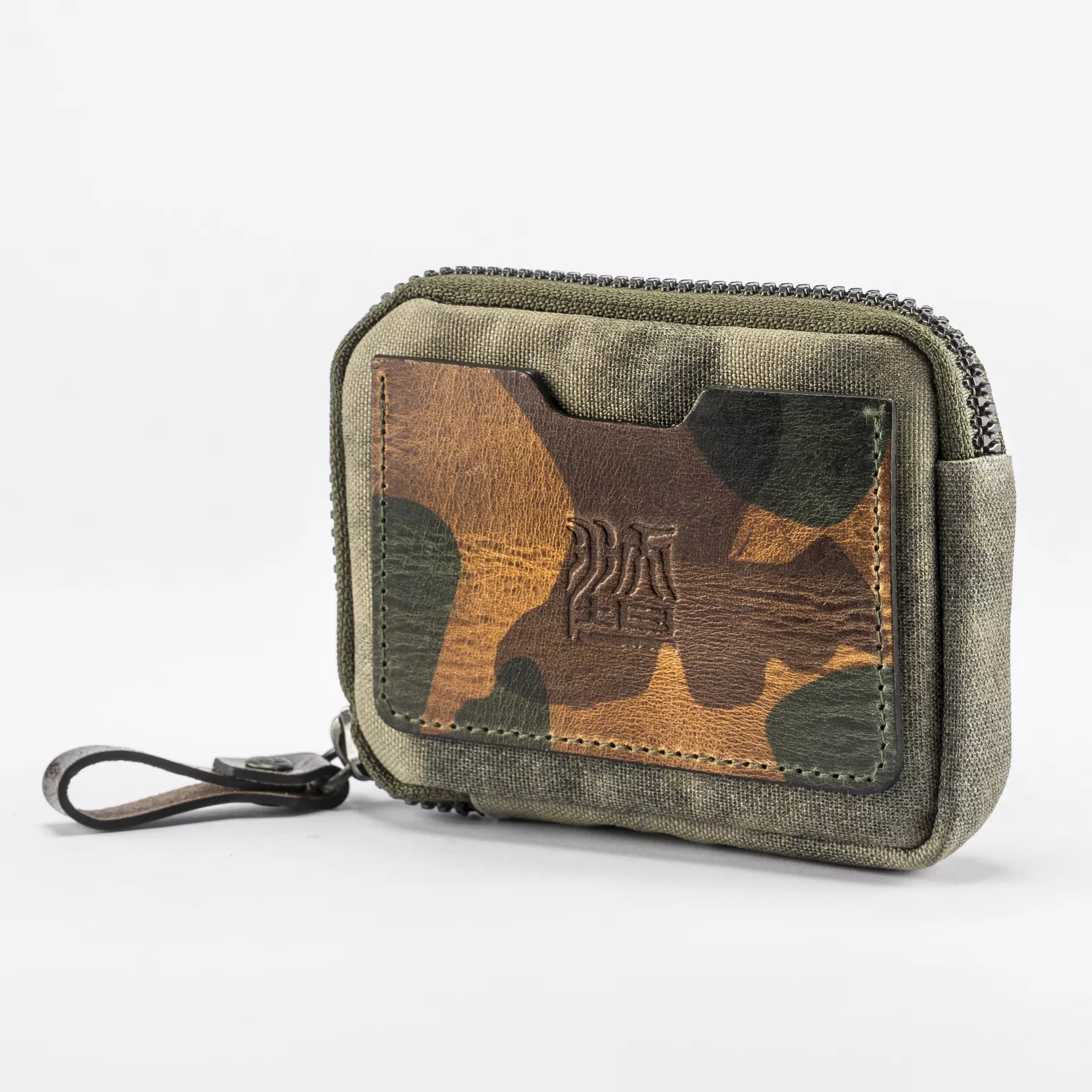 Woodland Camo Leather Essential Wallet - Storming Gravity