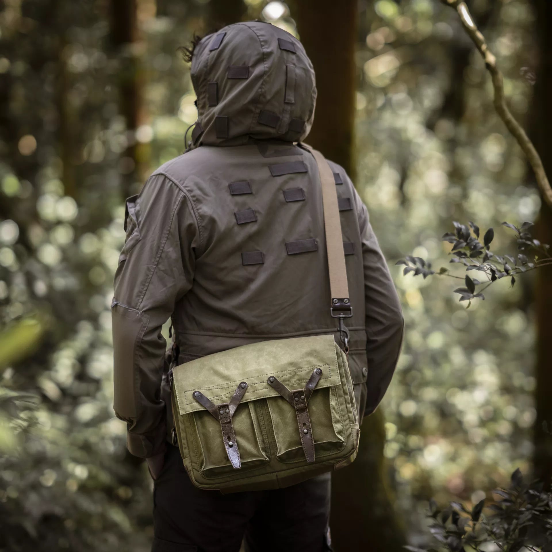 Scout Camera Bag 9L - Storming Gravity