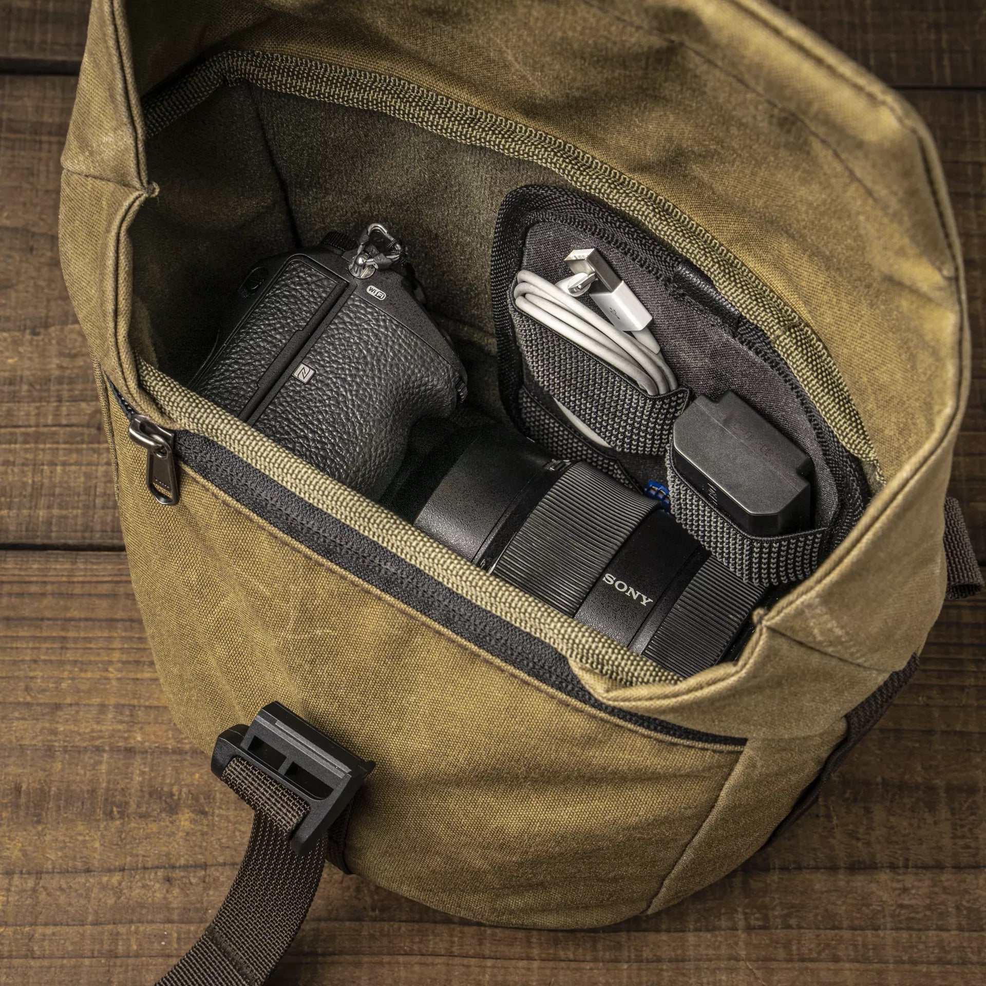 Pilot Canvas Travel Camera Bag 3.5L Upgraded