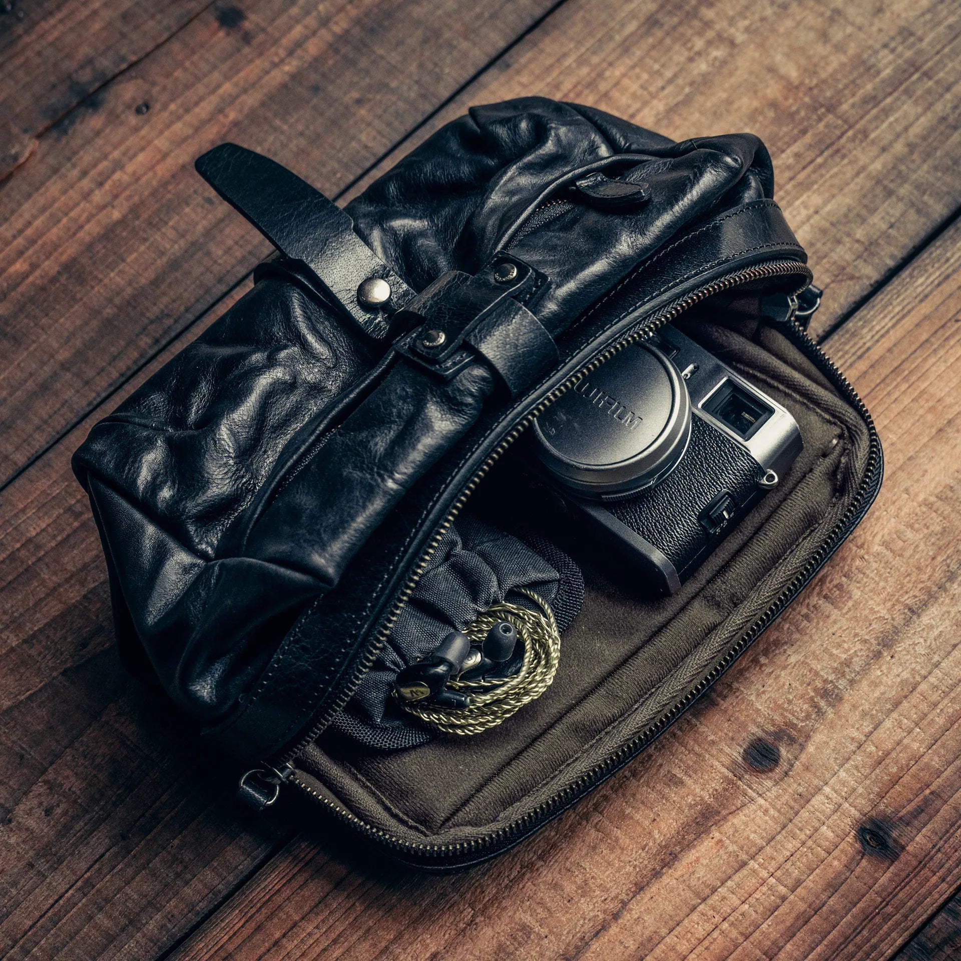 Mini Rider Sling Bag 3.5L - Full Leather Version - Storming Gravity