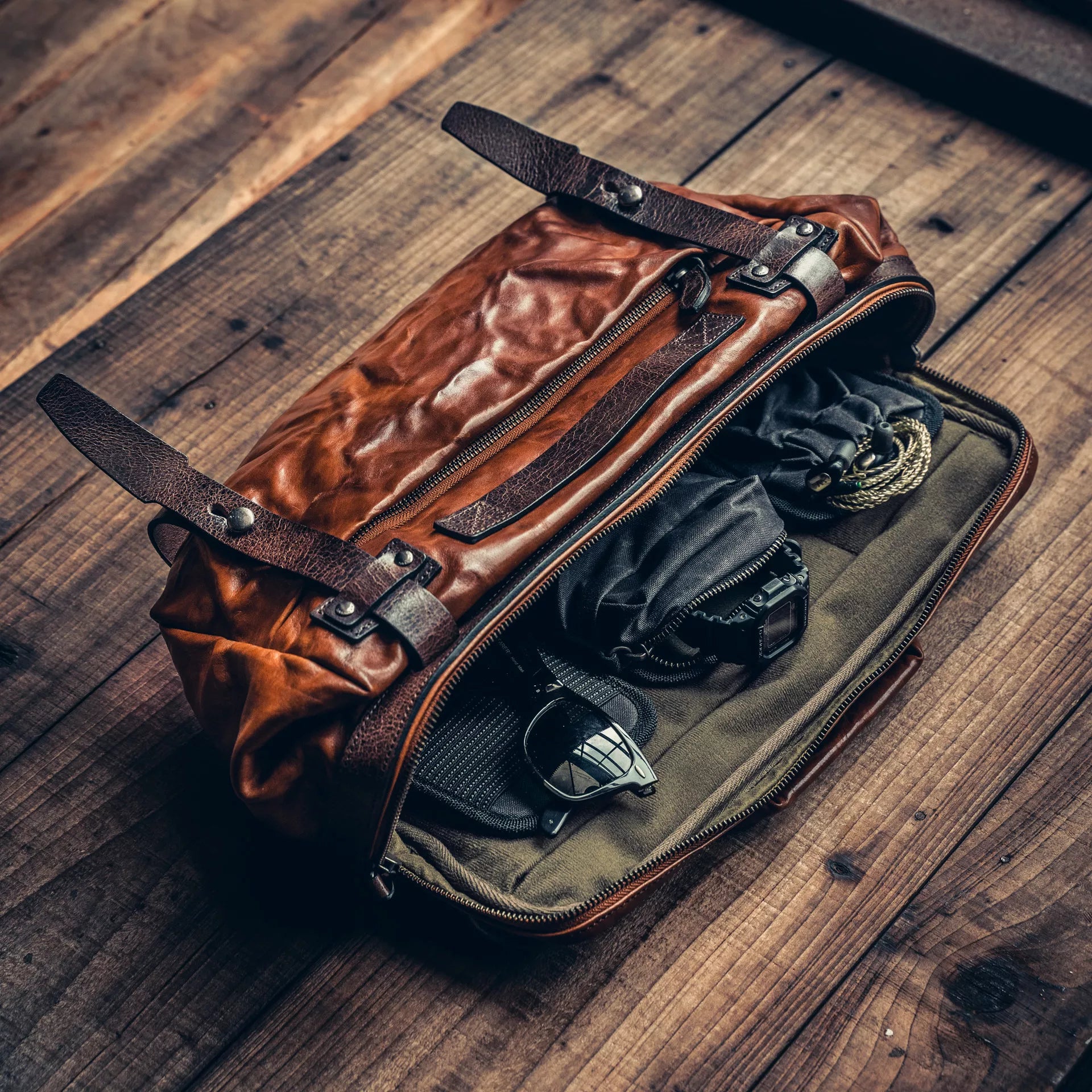 Night Rider Full Leather Sling Bag 9.5L - Storming Gravity