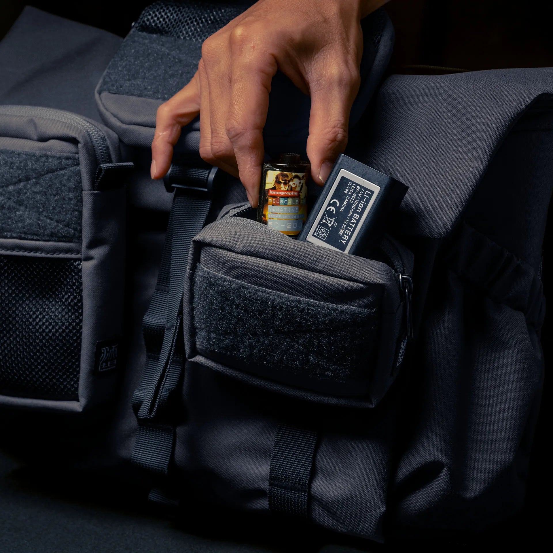 Small Storage Pouch (Armor 02, 03) - Storming Gravity