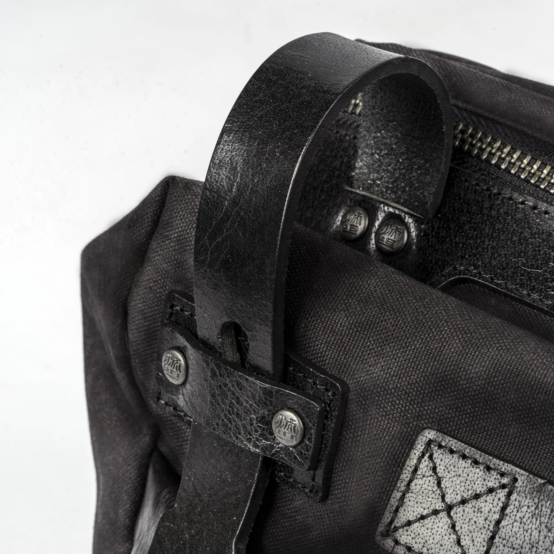 Easy Rider Sling Bag 9.5L - Storming Gravity