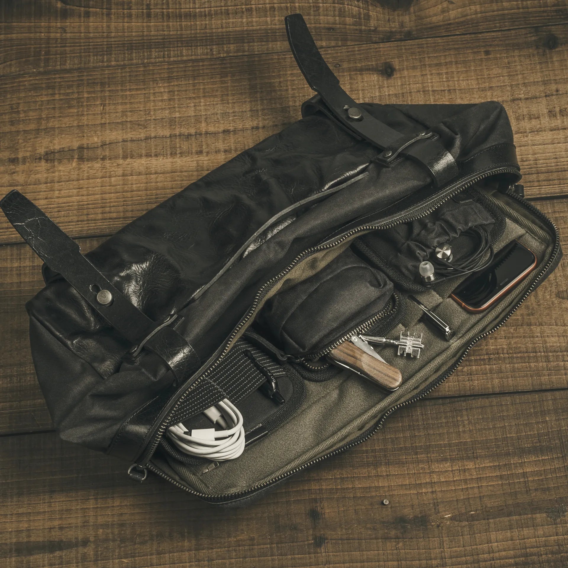 Easy Rider Sling Bag 9.5L - Storming Gravity