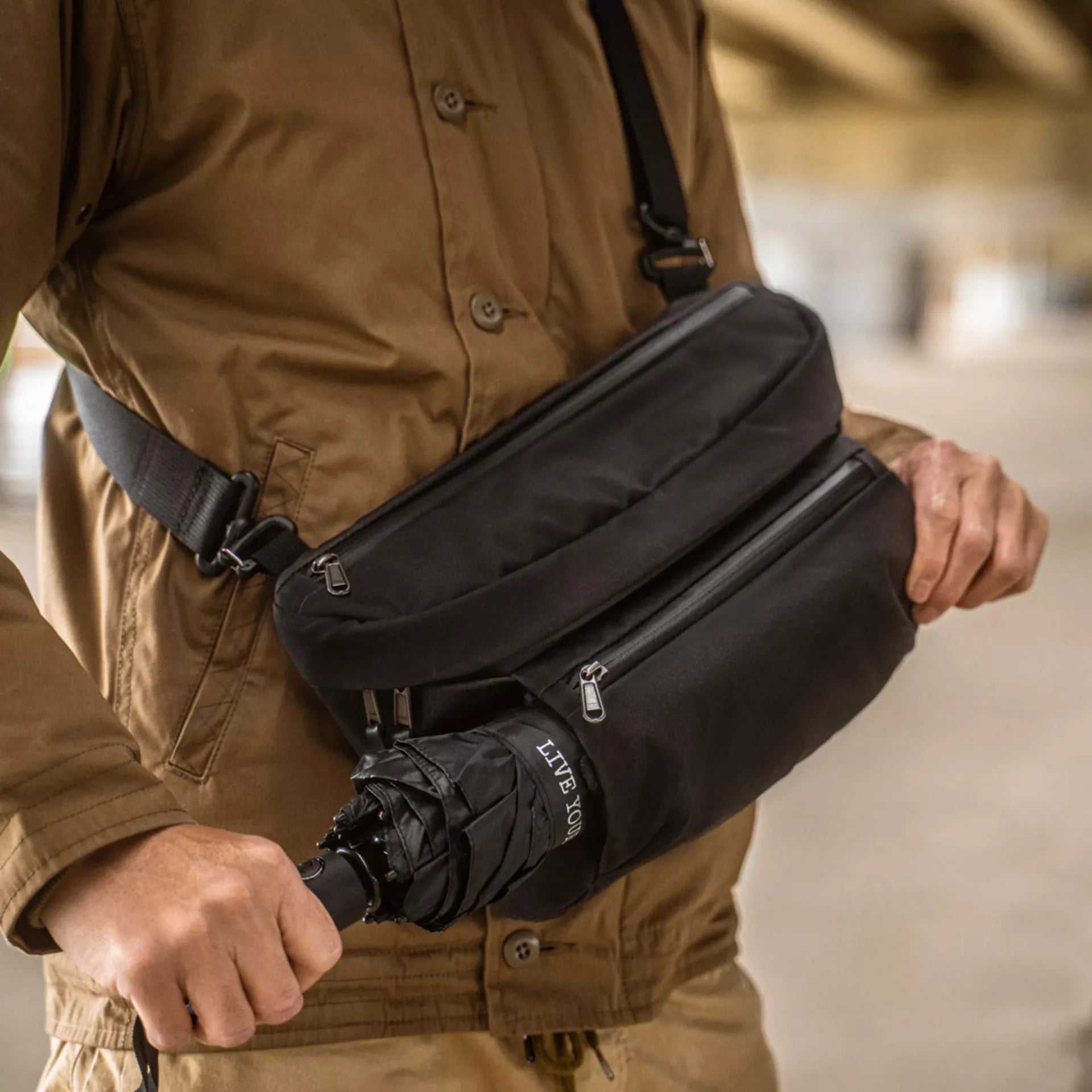 Sling Pouch 3.5L V2 - Storming Gravity