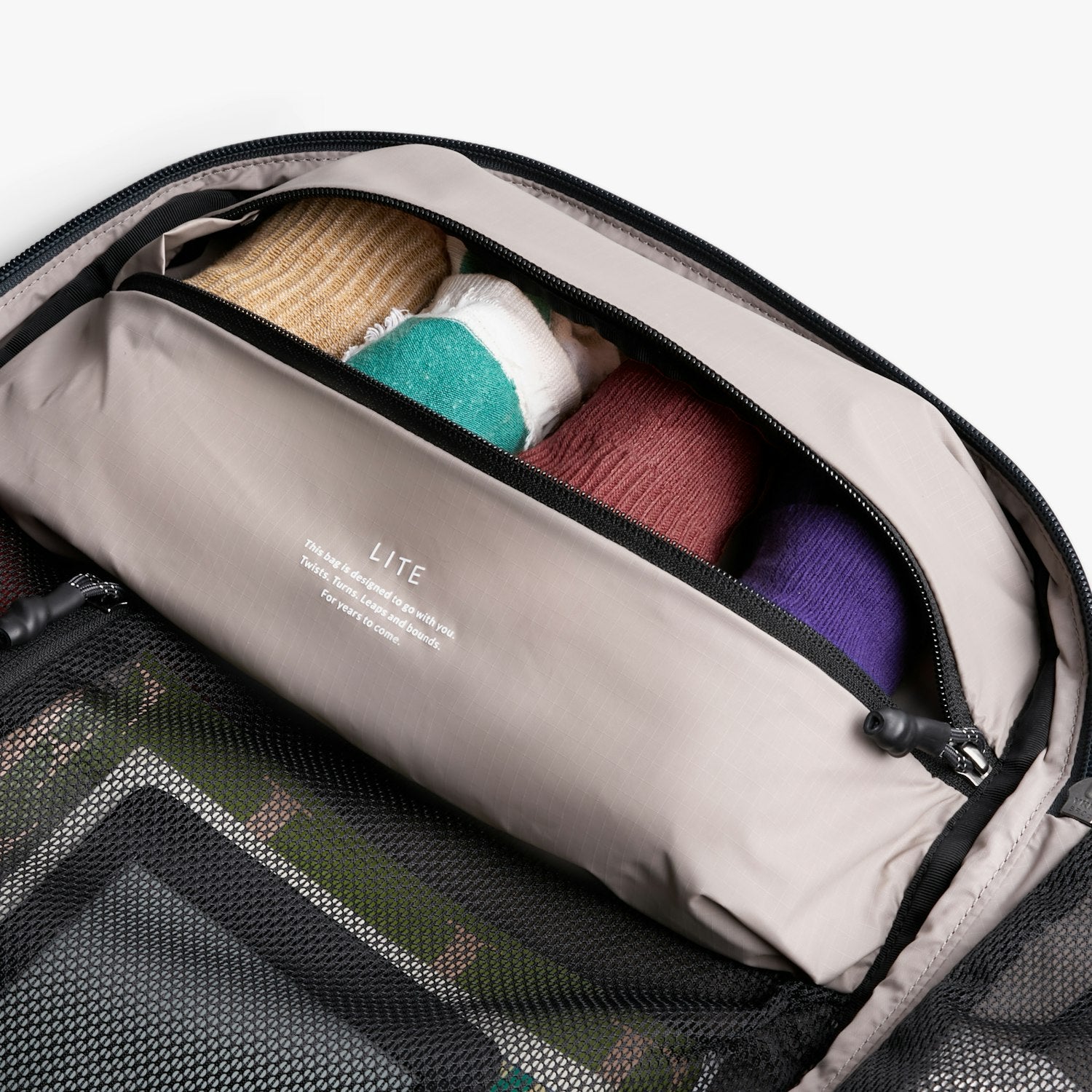 Lite Travel Pack 30L/38L - Storming Gravity