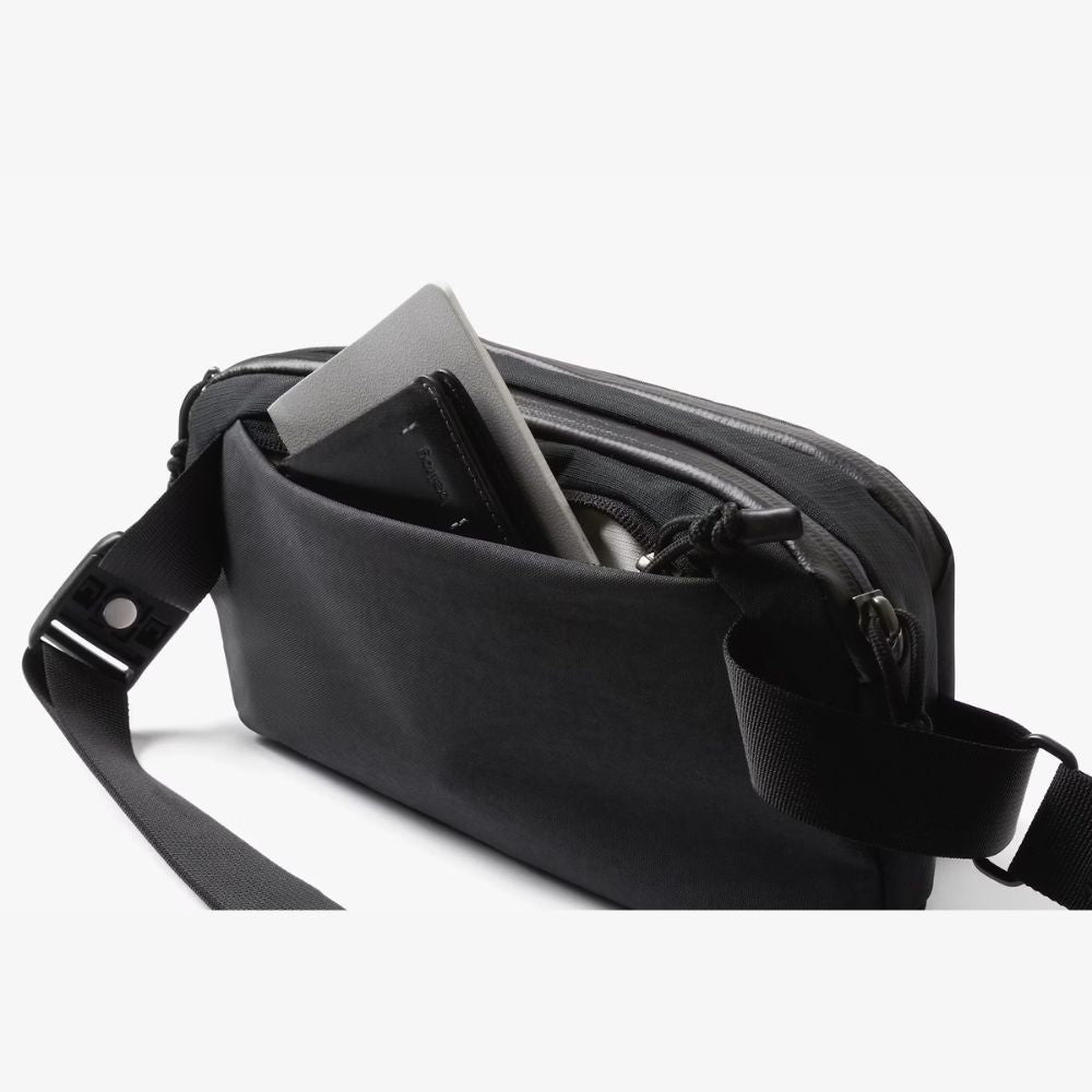 Venture Ready Sling 2.5L - Storming Gravity