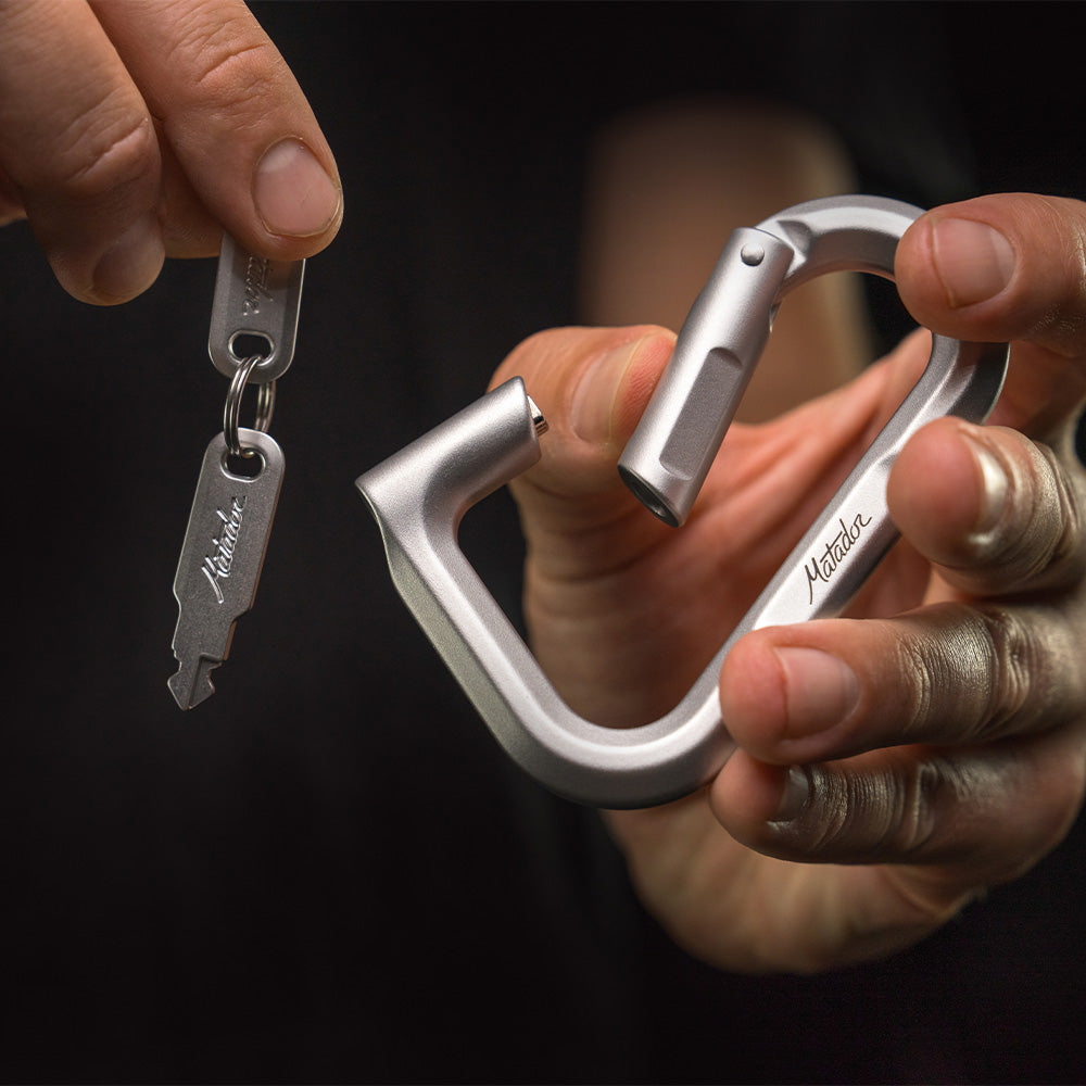 BetaLockโข - Aluminium Carabiner - Storming Gravity