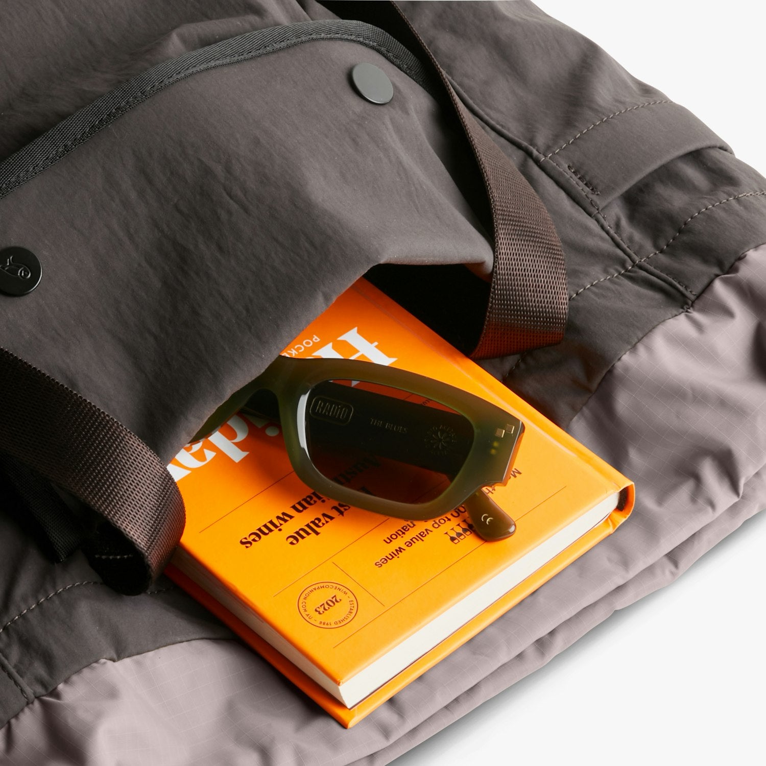 Cinch Tote 16L - Storming Gravity