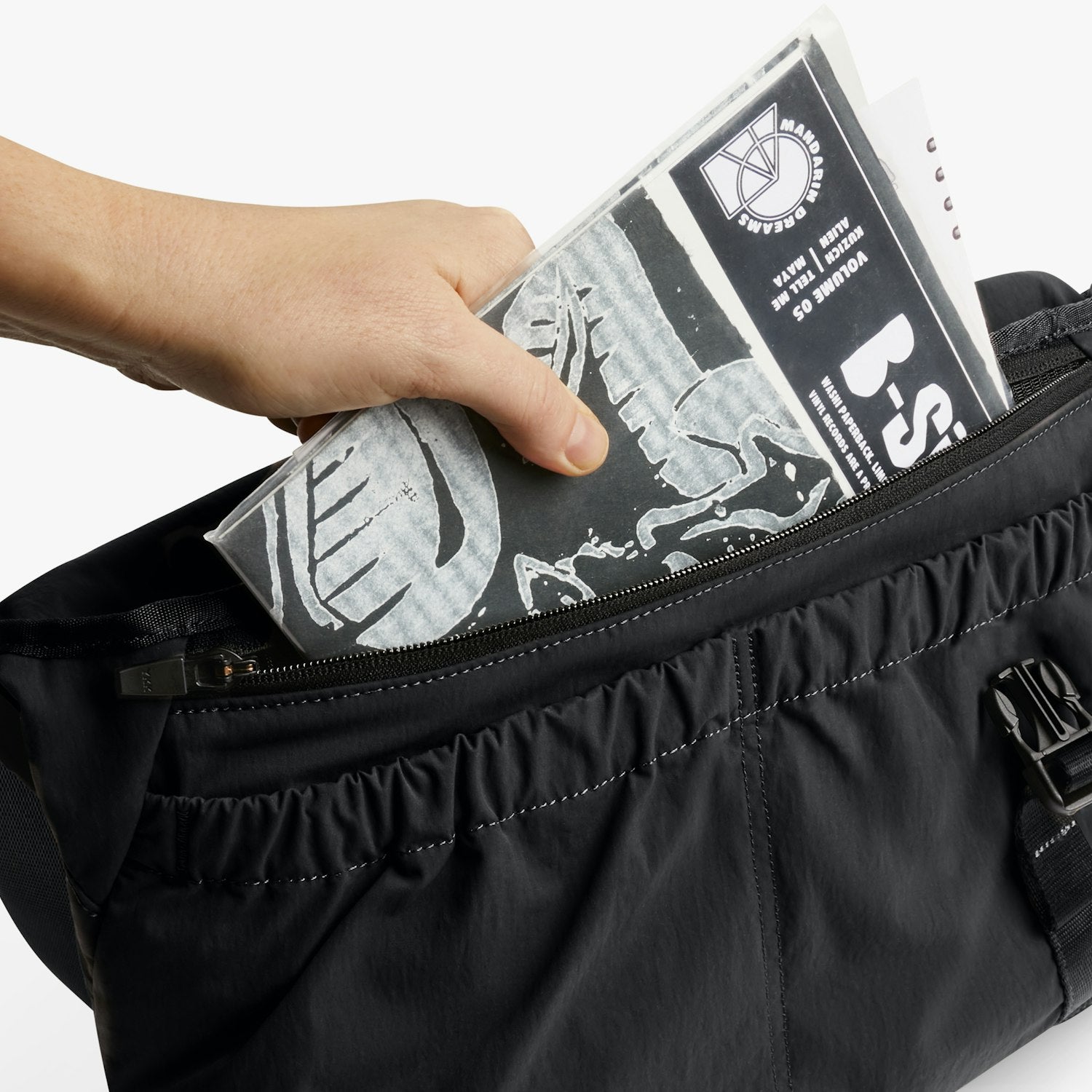 Cinch Messenger 12L - Storming Gravity