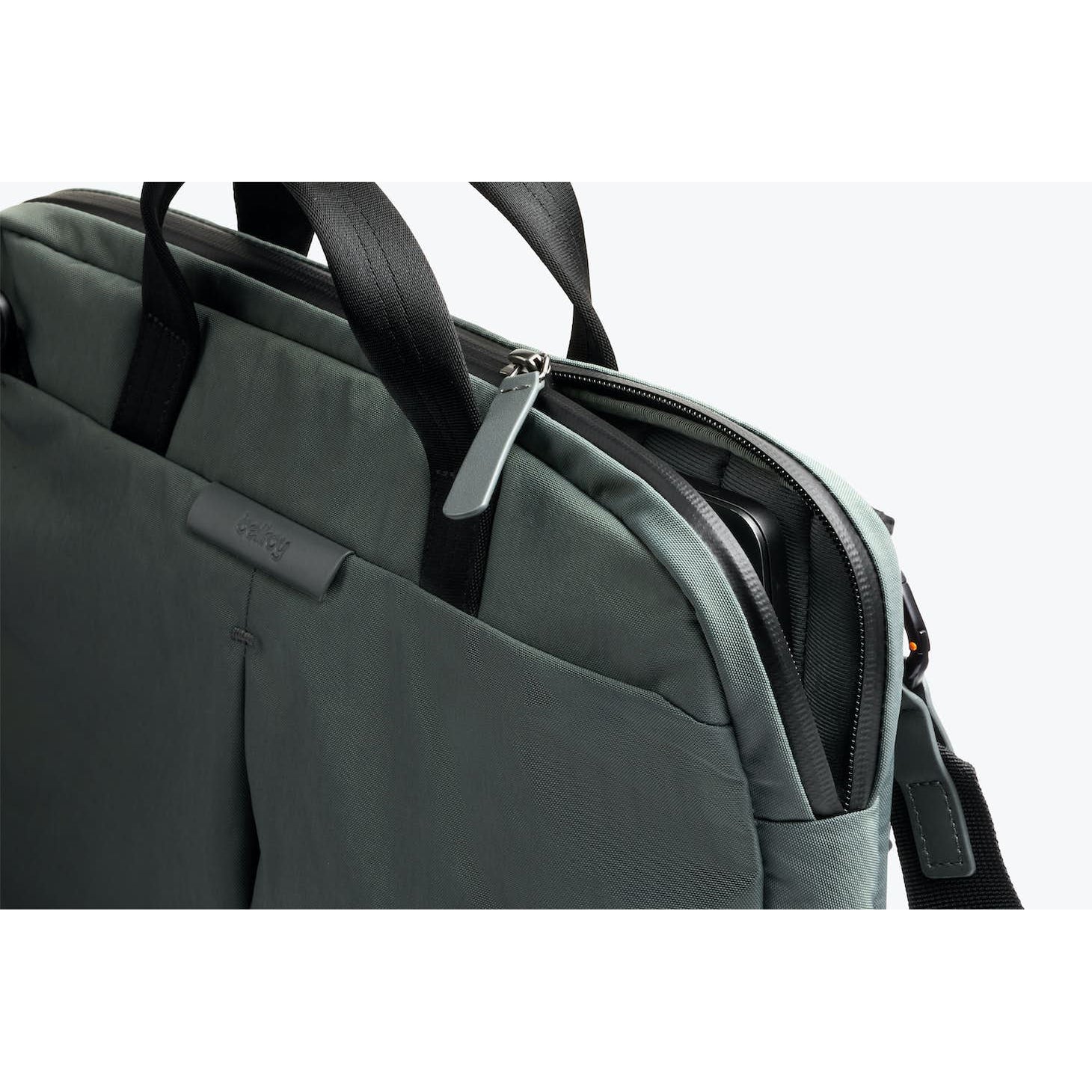 Tokyo Laptop Bag 6L/9L
