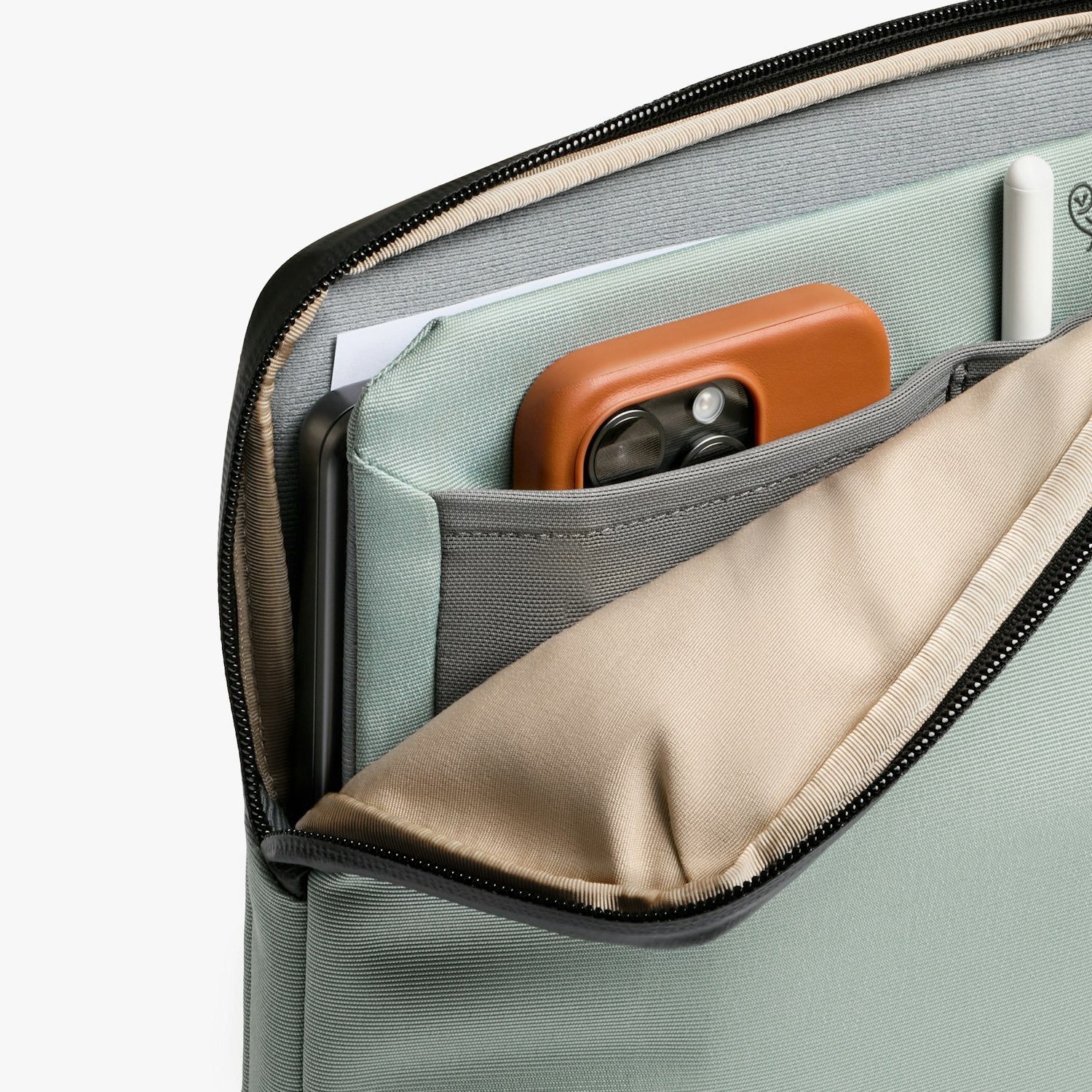 Bellroy Laptop Caddy - Storming Gravity