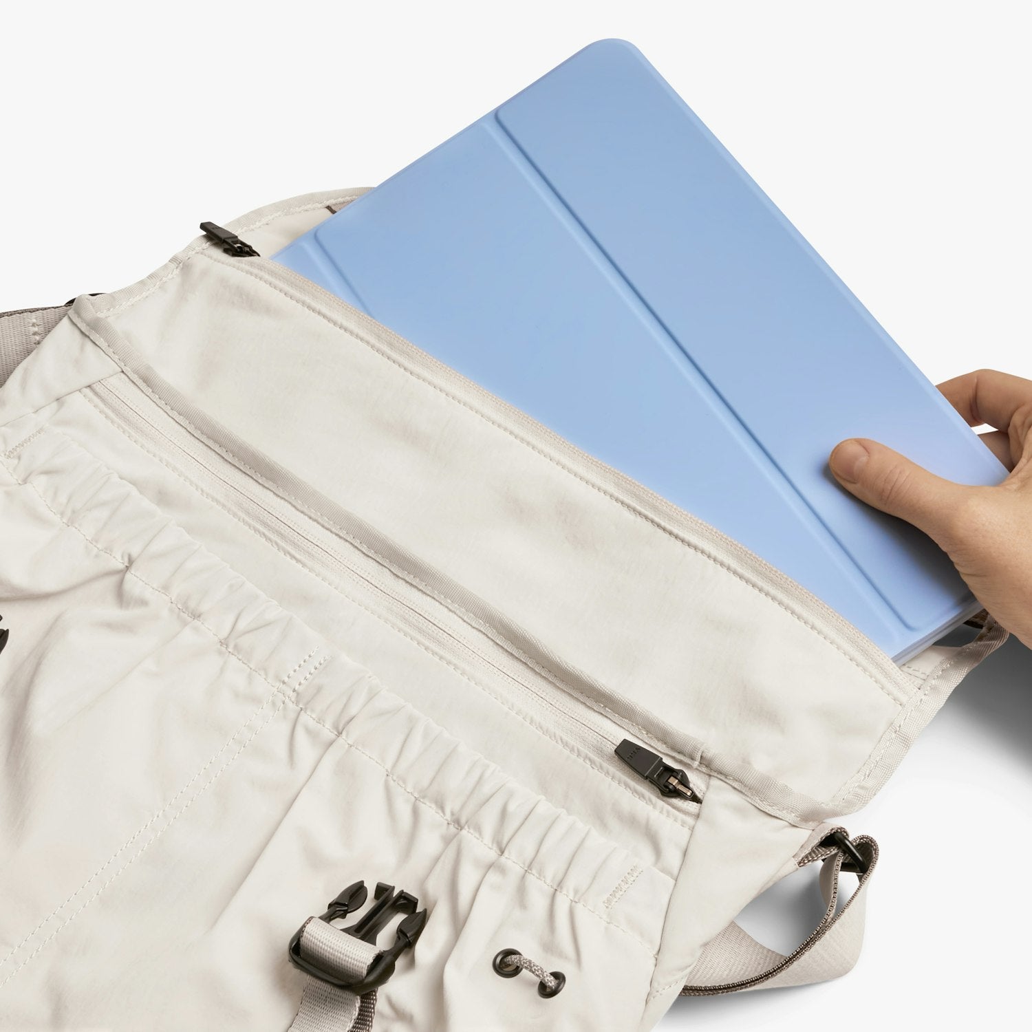 Cinch Messenger 12L - Storming Gravity