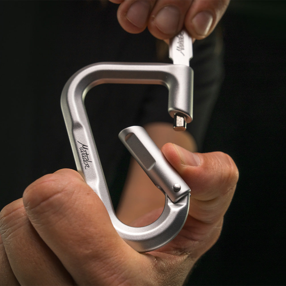 BetaLock™ - Aluminium Carabiner - Storming Gravity