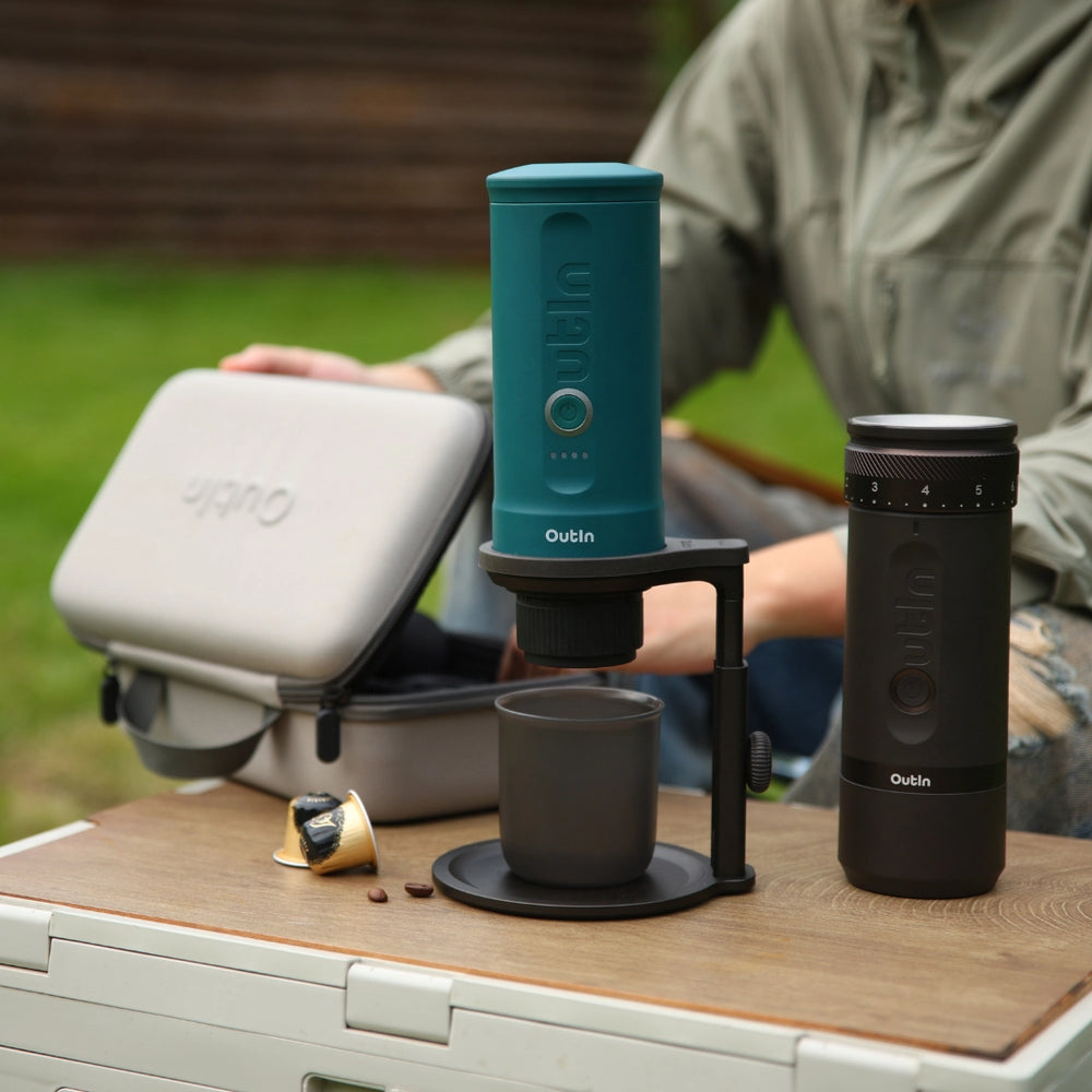 Universal Coffee Stand - Storming Gravity