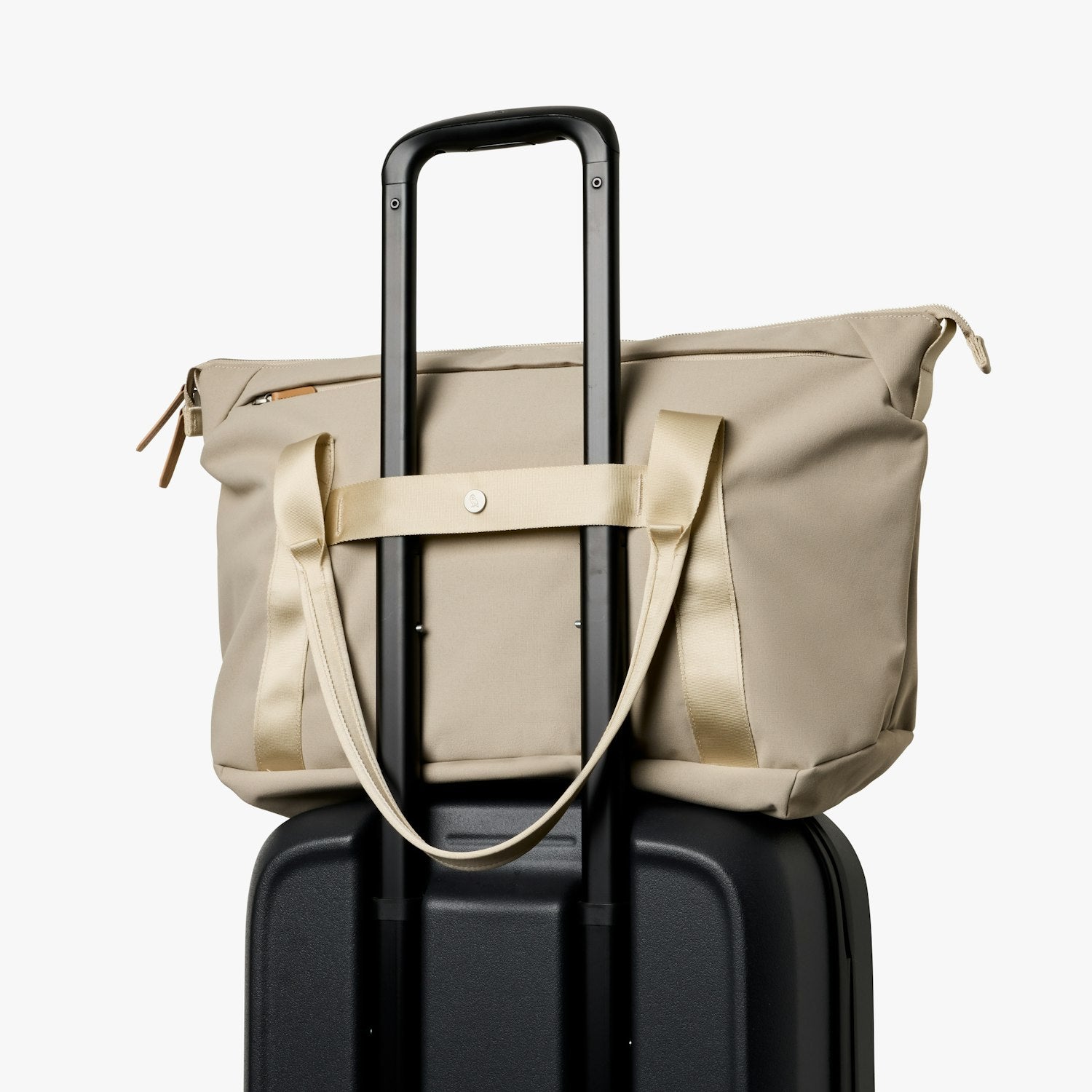 Classic Getaway Bag 28L - Storming Gravity
