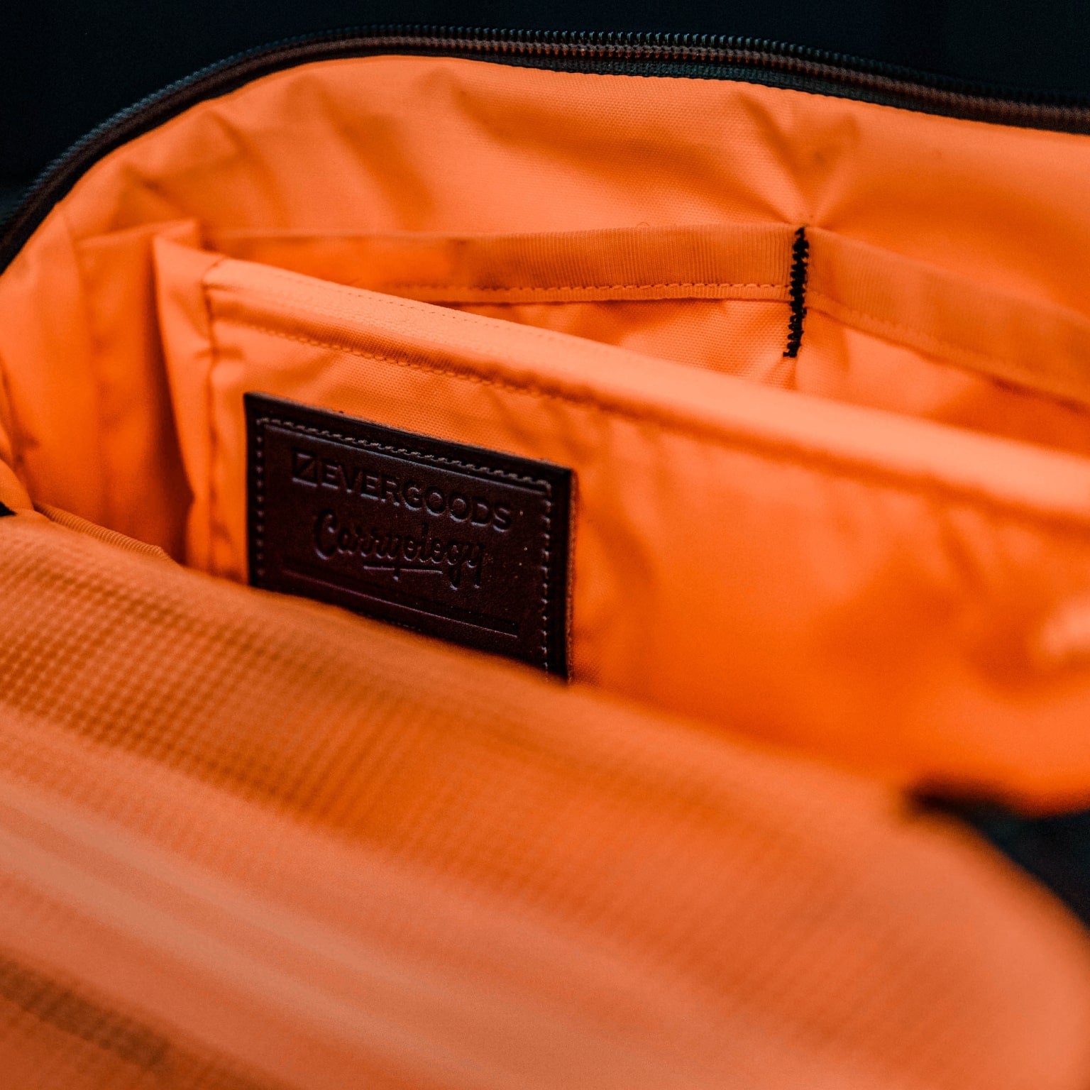 Civic Access Pouch 2L - รุ่น Griffin