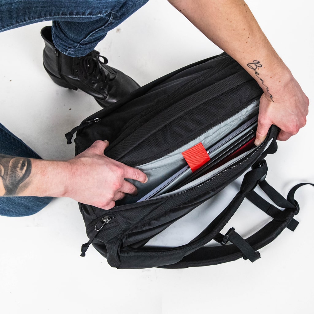 Civic Panel Loader 16L - Storming Gravity