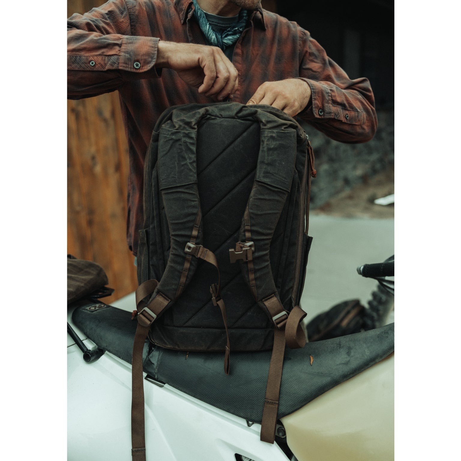 Civic Travel Bag 26L - Griffin Edition - Storming Gravity