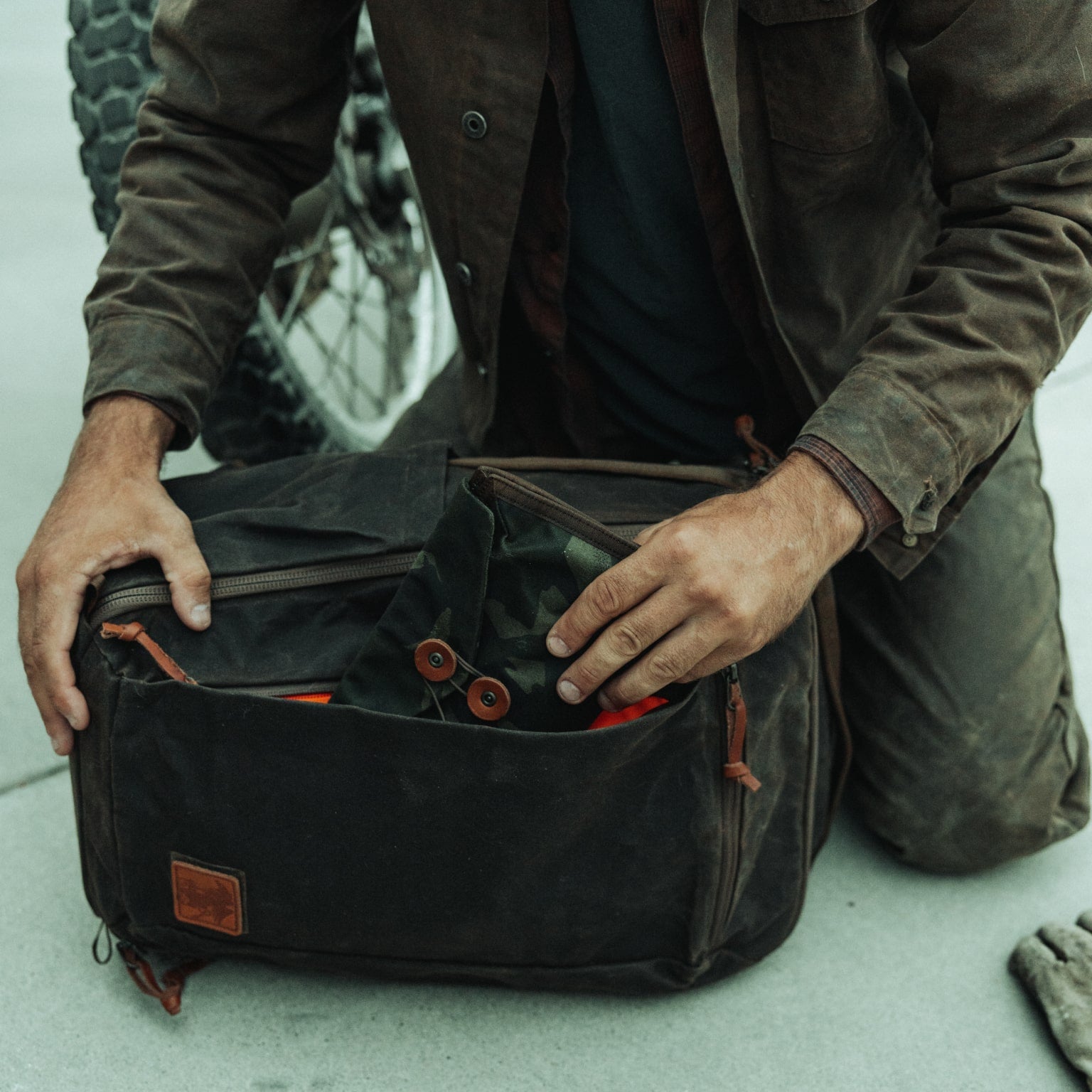 Civic Travel Bag 26L - Griffin Edition - Storming Gravity