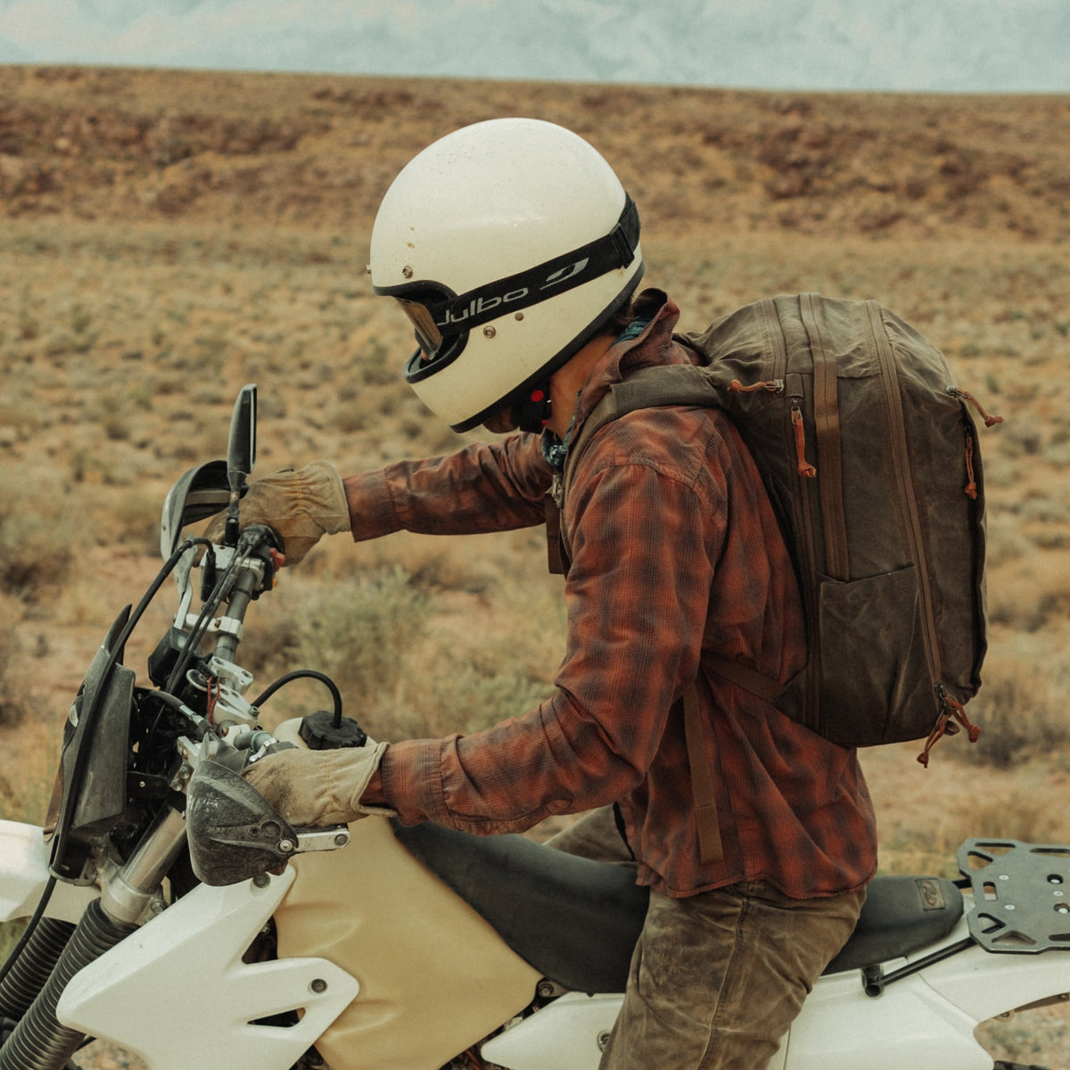Civic Travel Bag 26L - Griffin Edition - Storming Gravity