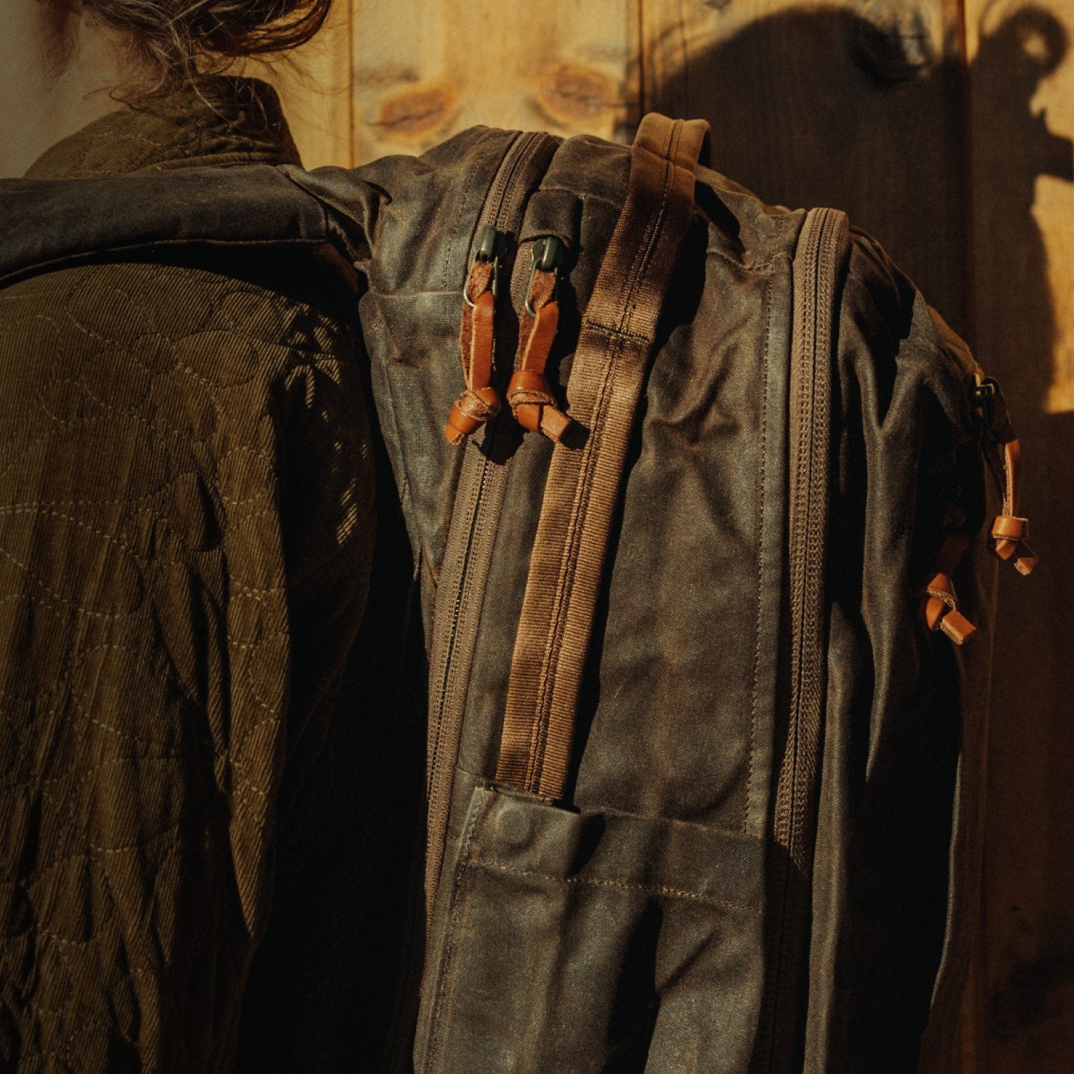 Civic Travel Bag 20L - Waxed Canvas - Storming Gravity