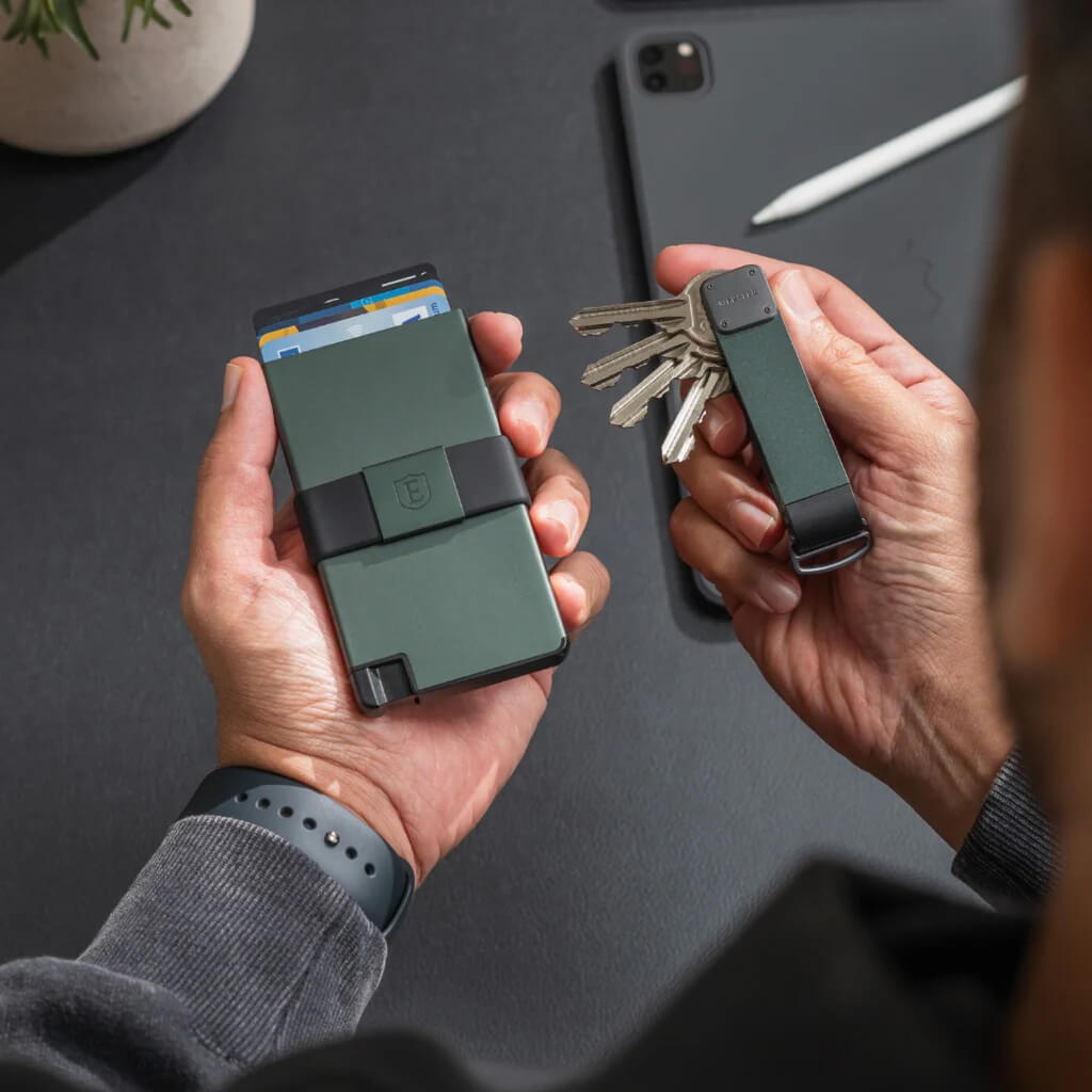 Ekster Cardholder Pro - Storming Gravity