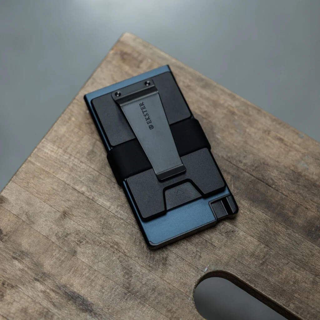 Ekster Cardholder Pro - Storming Gravity