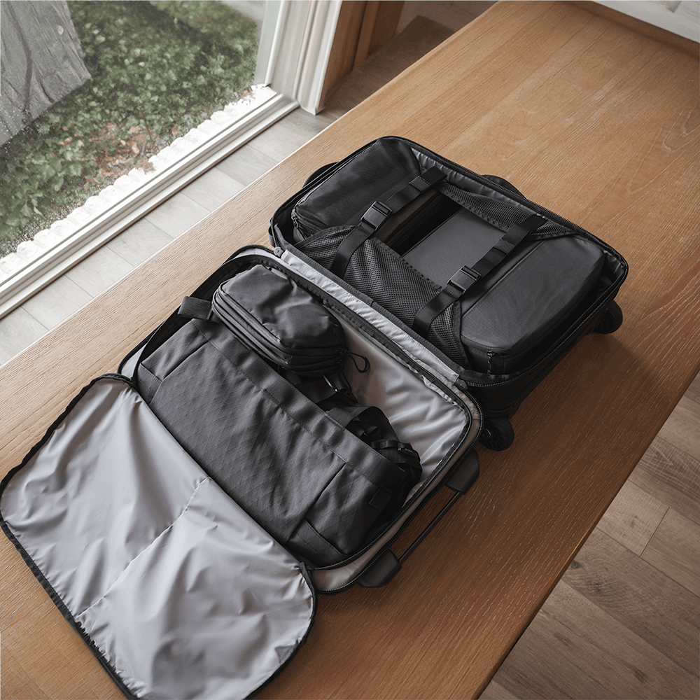 Transit Carry-On Roller 40L - Storming Gravity