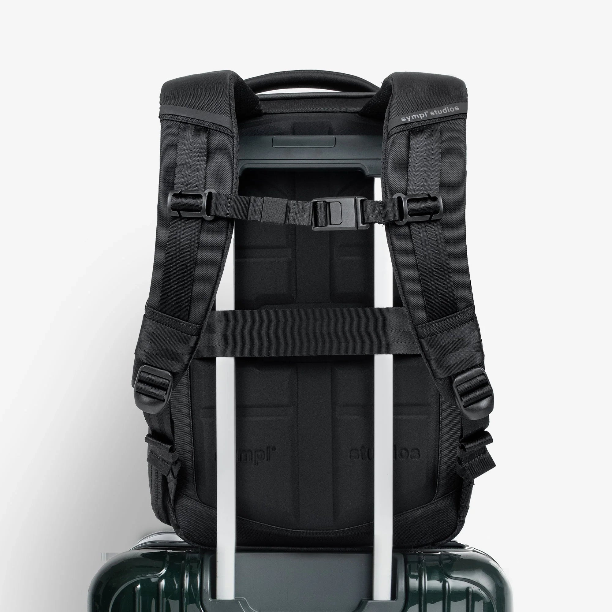 V2.2 Commuter Pack 20L - Ballistic - Storming Gravity