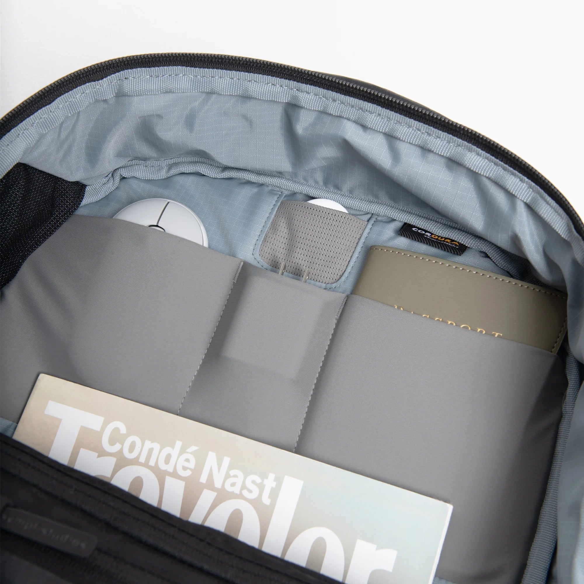 V2.2 Commuter Pack 20L - Ballistic - Storming Gravity