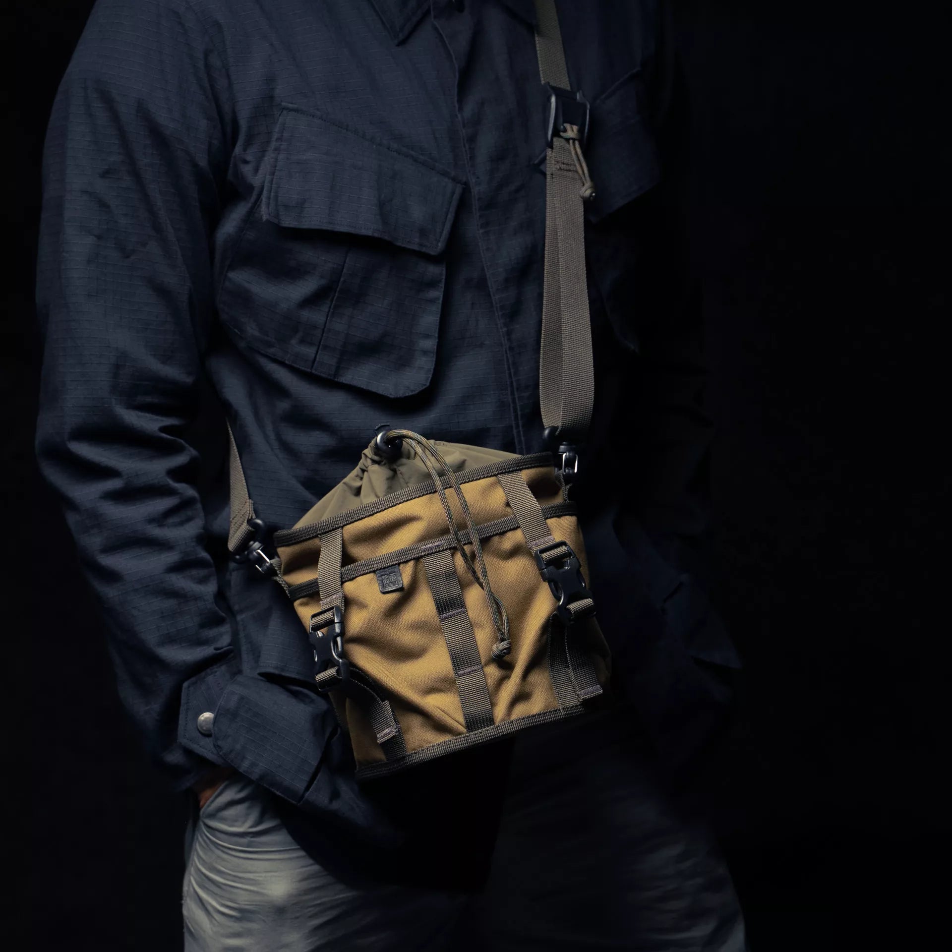 Canteener EDC Utility Sling Bag 2L/3.5L - Storming Gravity