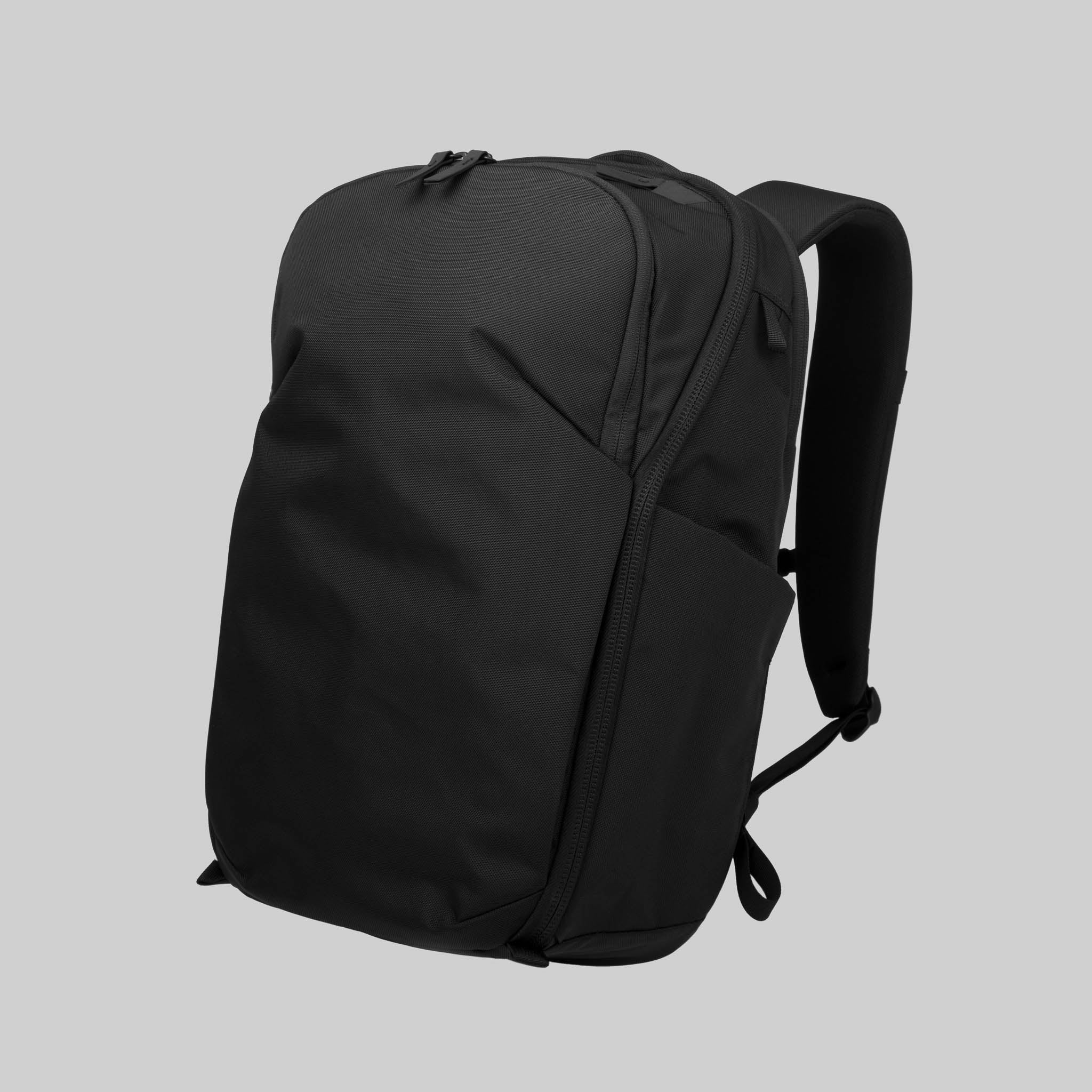 Toshi Pack 20L - Storming Gravity