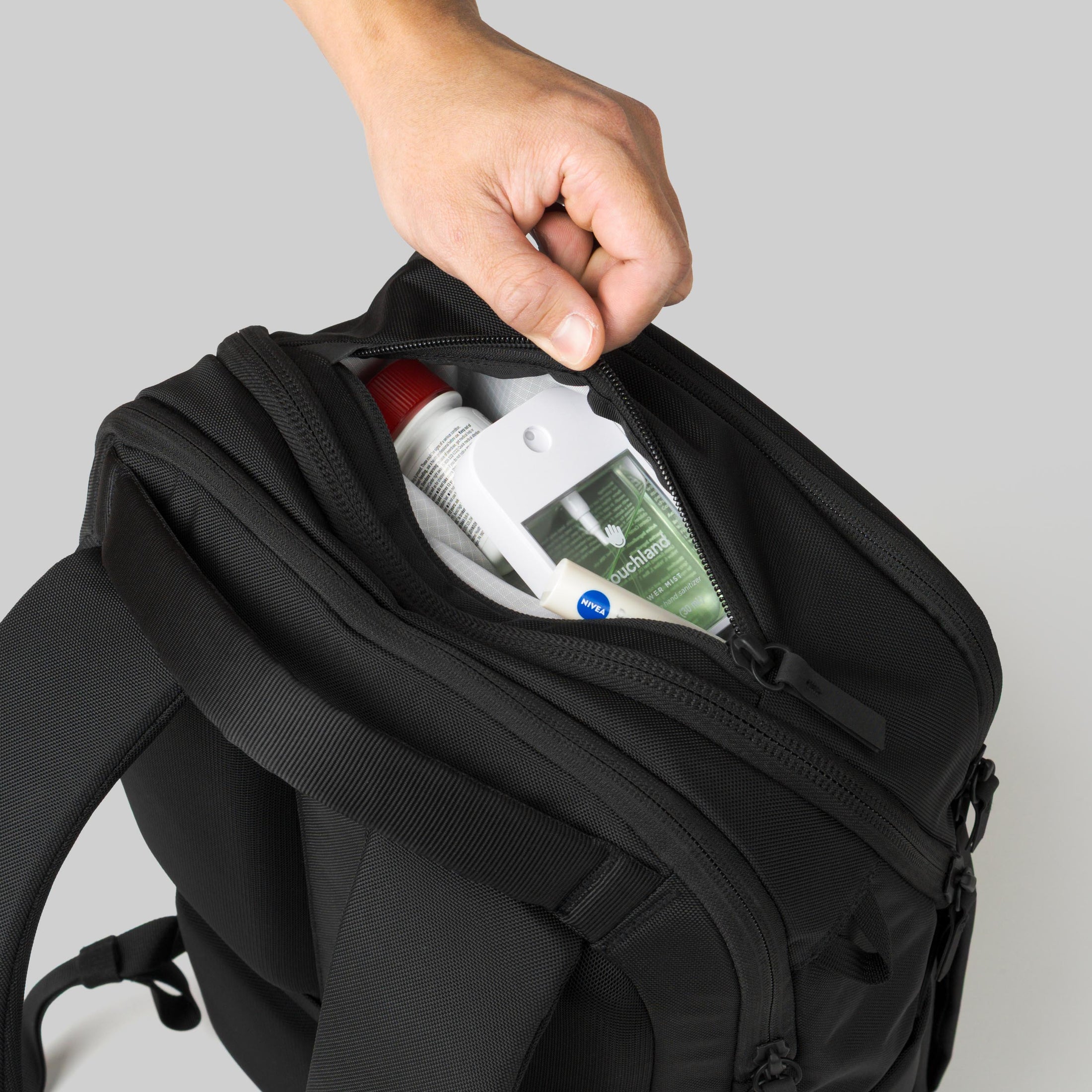 Toshi Pack 20L - Storming Gravity