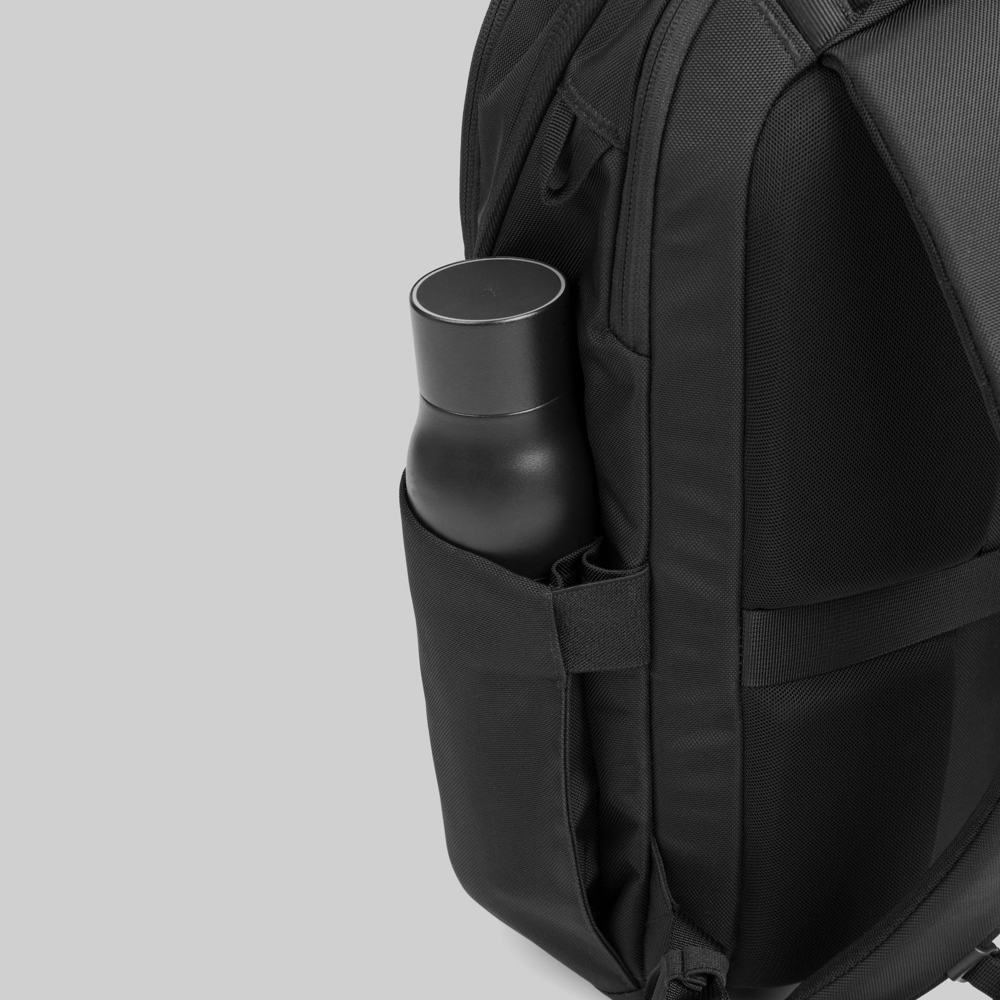 Toshi Pack 20L - Storming Gravity