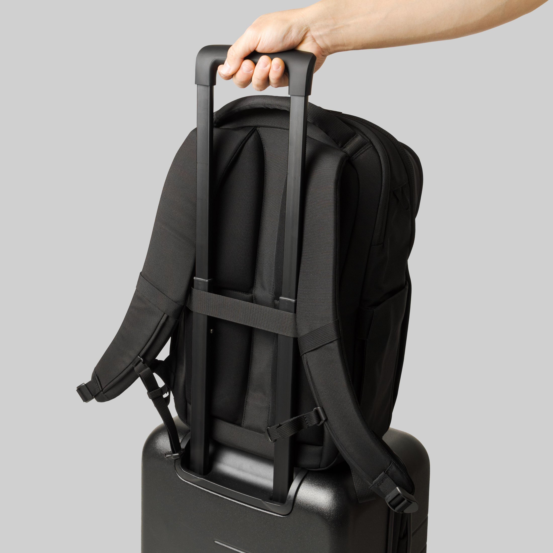 Toshi Pack 20L - Storming Gravity