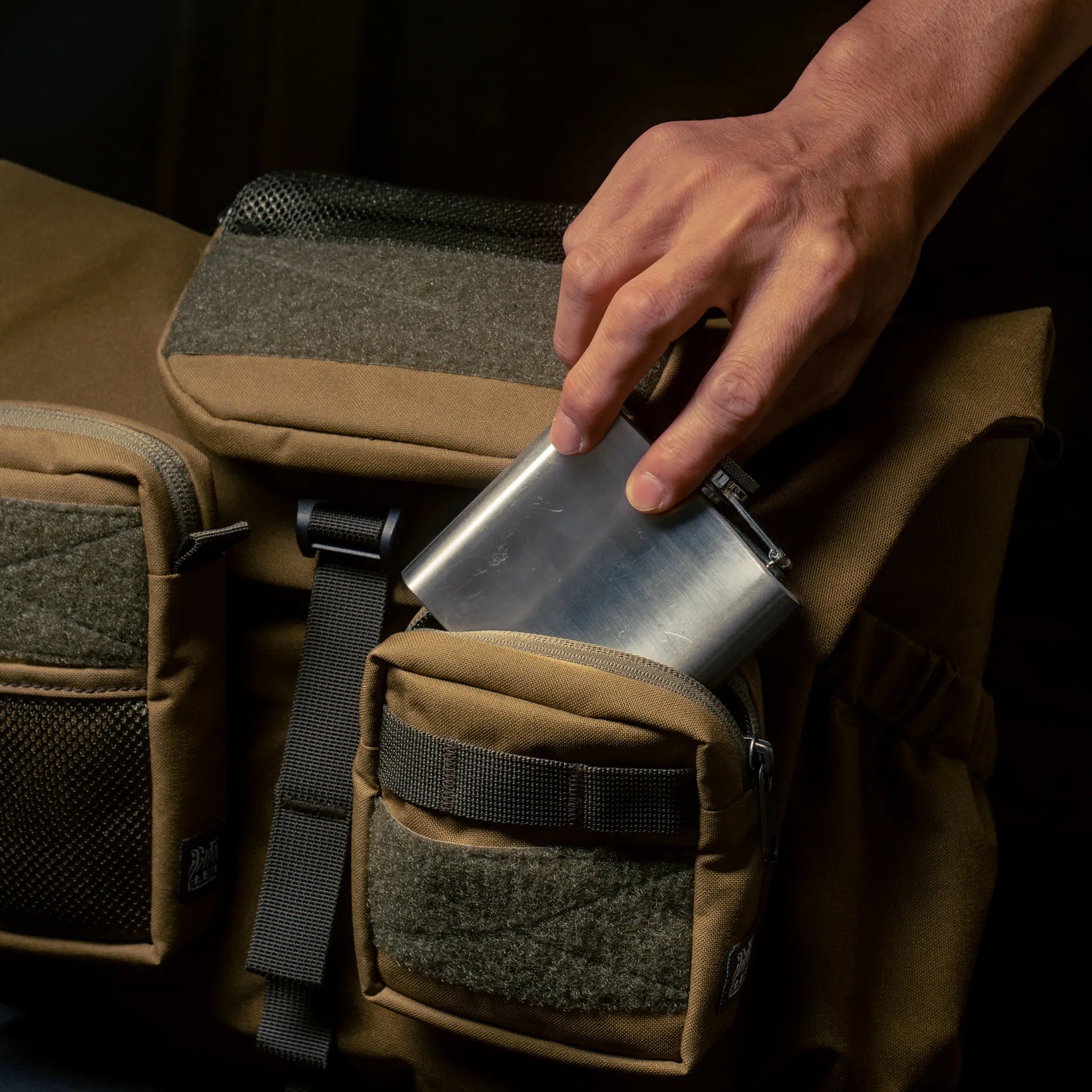 Medium Pouch for Lens, Filter (Armor 04, 05) - Storming Gravity
