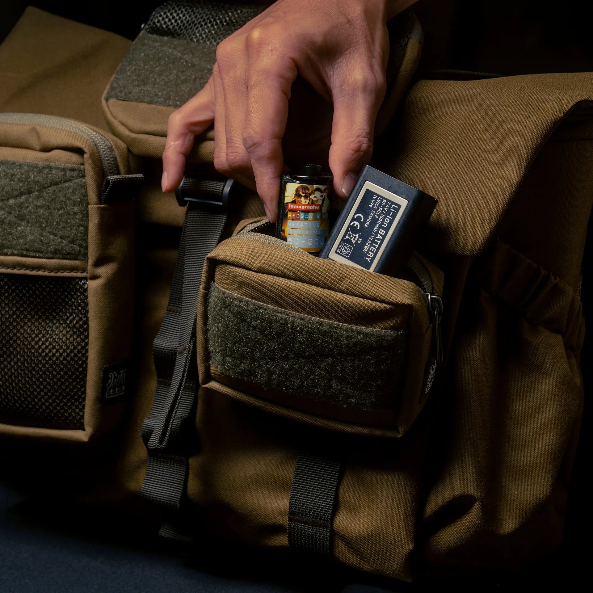 Small Storage Pouch (Armor 02, 03) - Storming Gravity