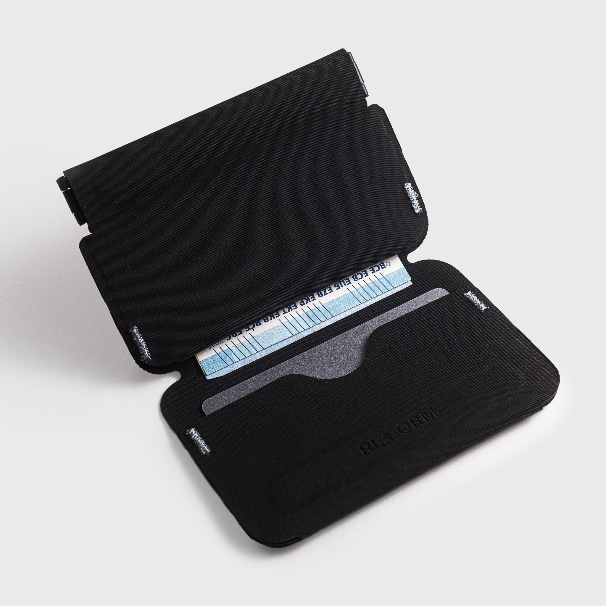 RE:FORM® RE:01 (COIN SLEEVE) - Storming Gravity