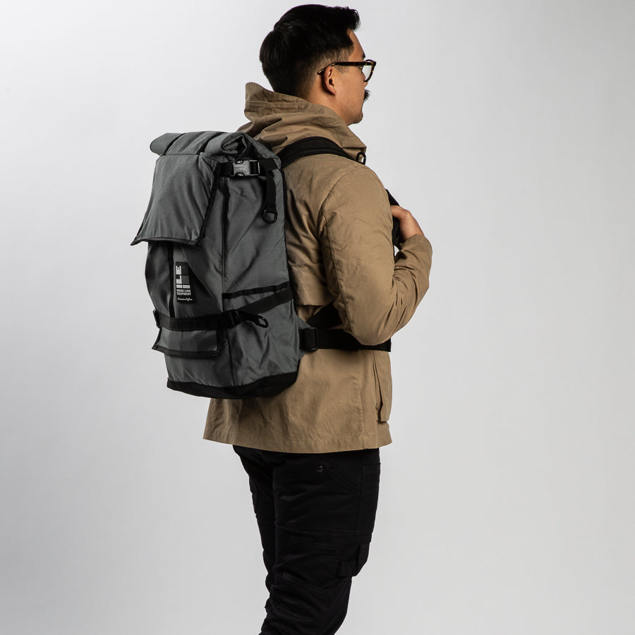Default Backpack 25L - Storming Gravity