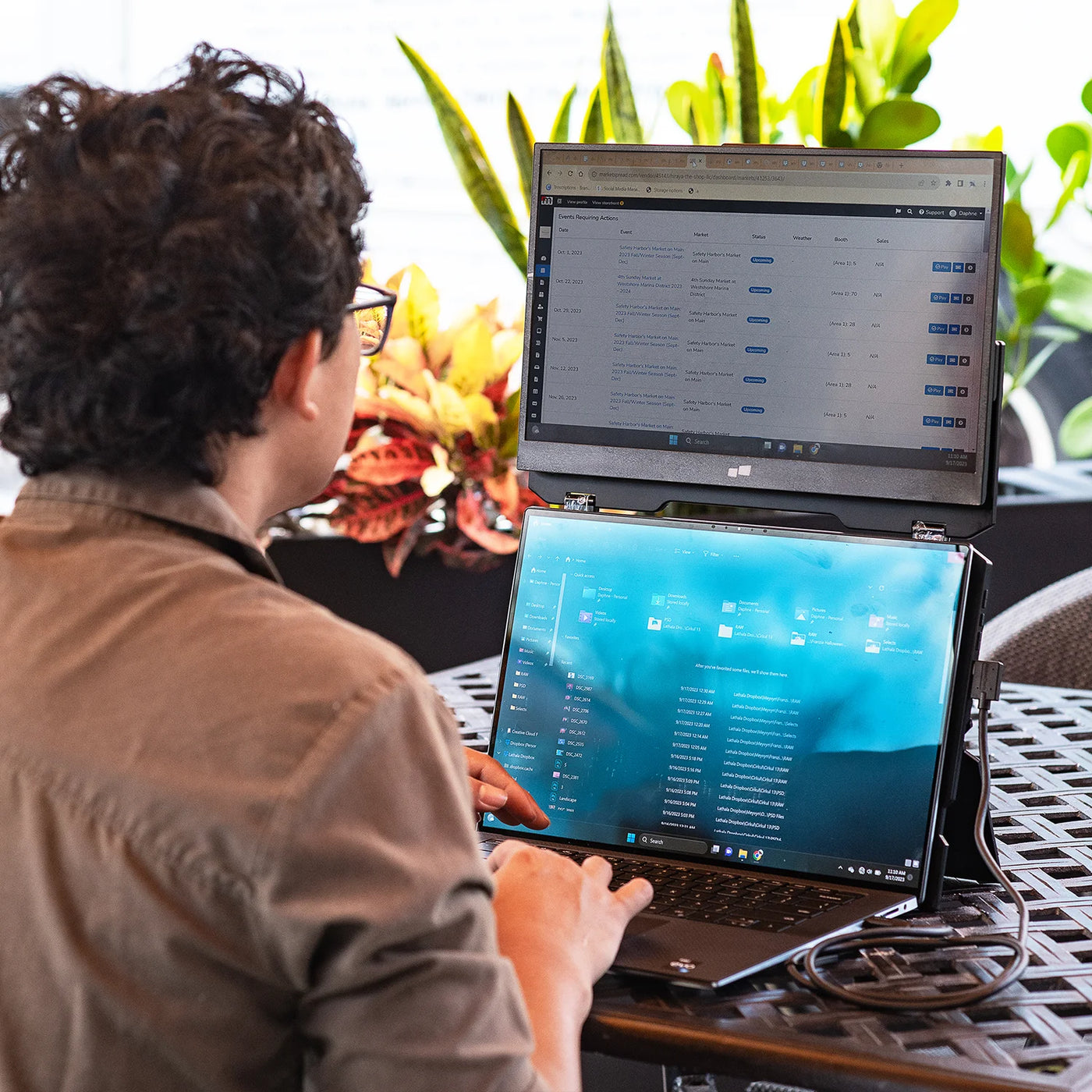 Duex Float - 15.6 inch Float Screen for All Laptop - Storming Gravity