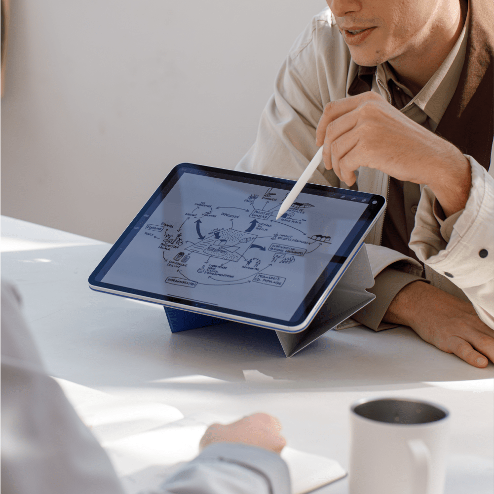 Dynamic Folio for iPad - Storming Gravity