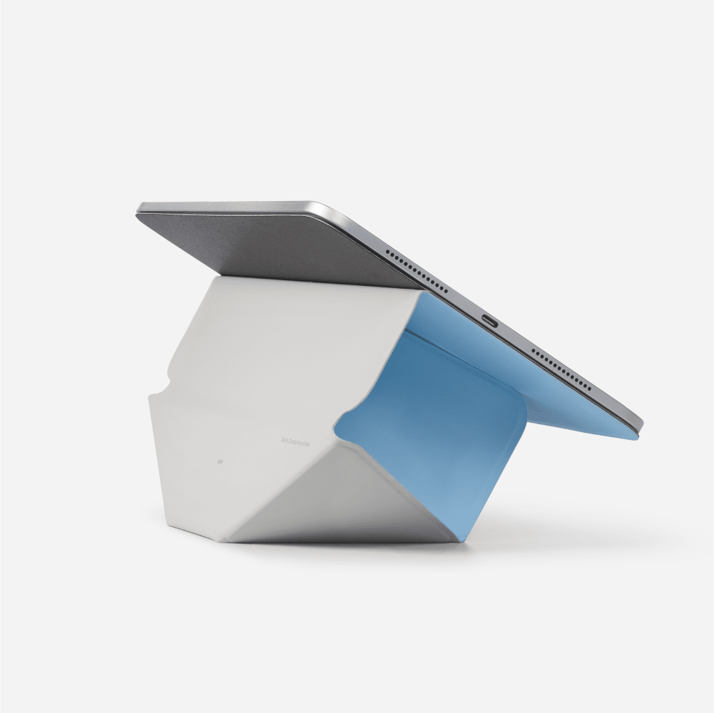 Dynamic Folio for iPad - Storming Gravity