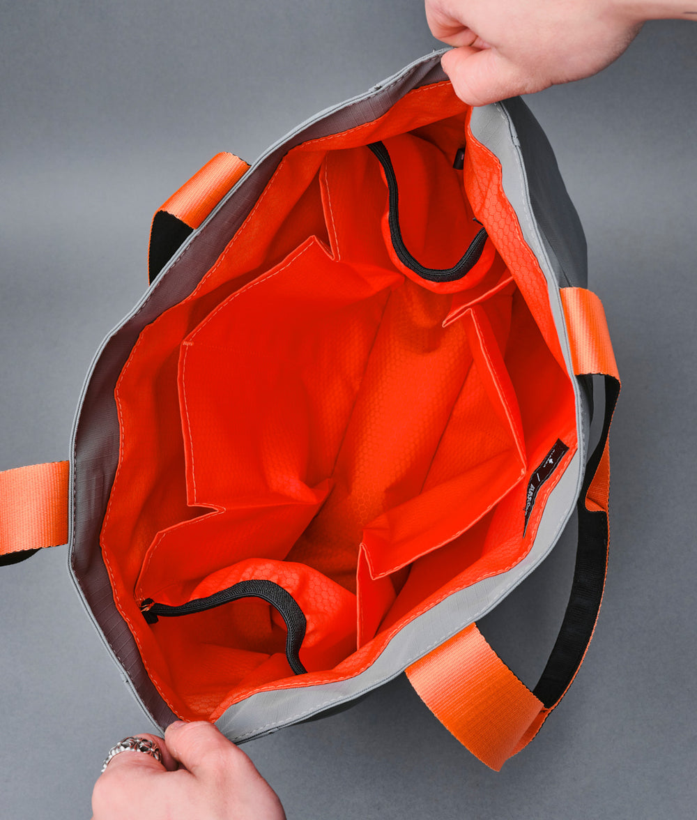 Alpaka Element Tote (M) - Storming Gravity