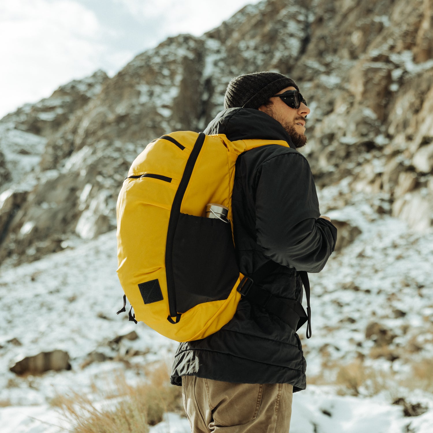 Mountain Panel Loader 22L - Storming Gravity