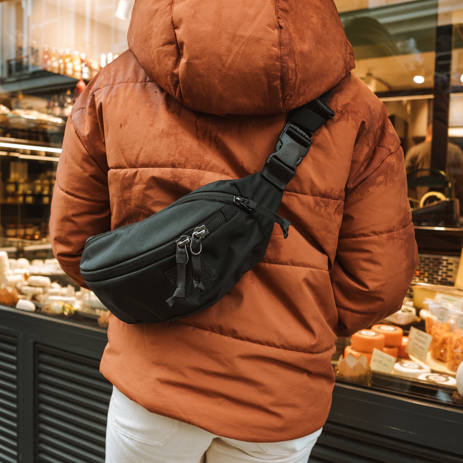 Civic Access Sling 2L 2.0 - Storming Gravity
