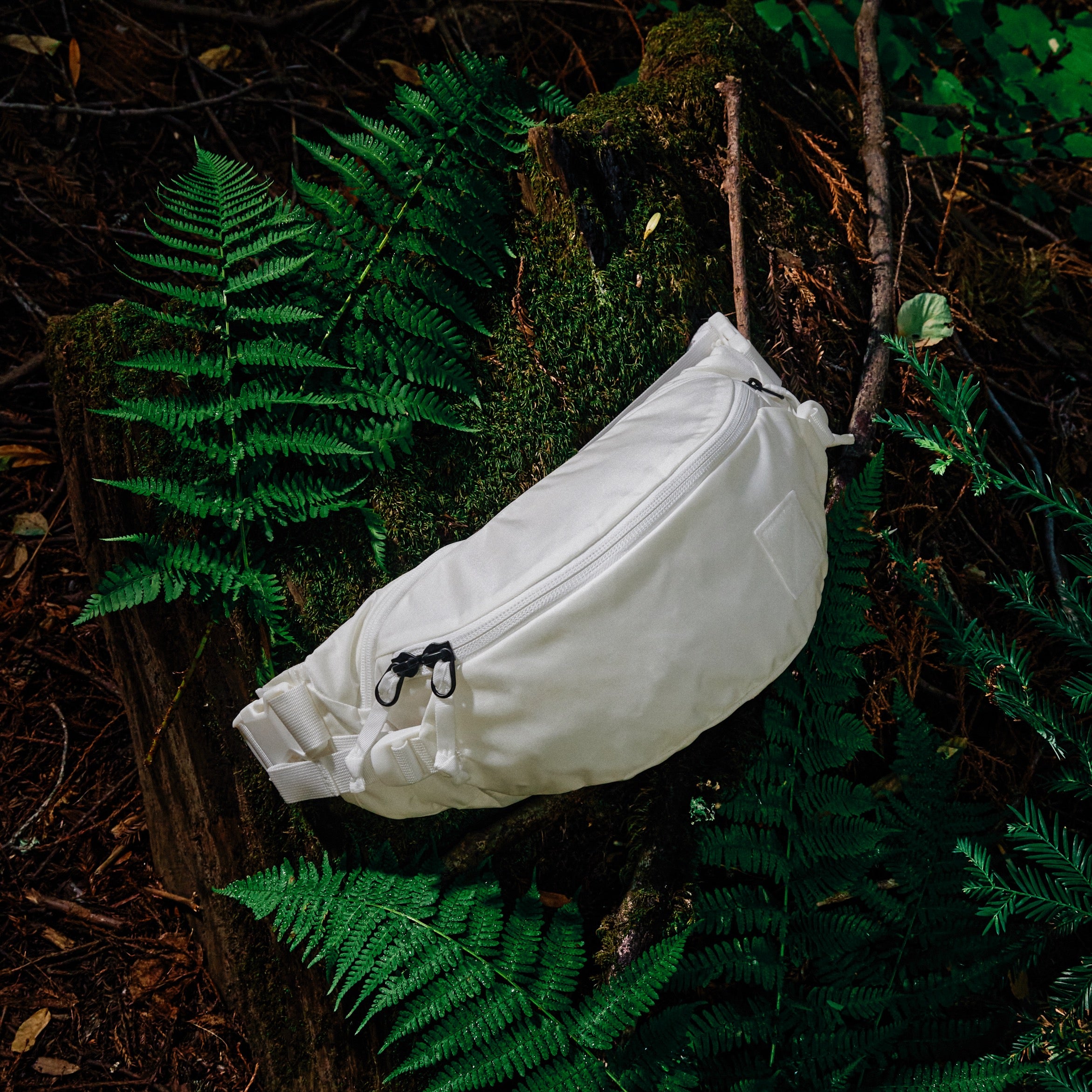 Evergoods Mountain Hip Pack 3.5L - Storming Gravity