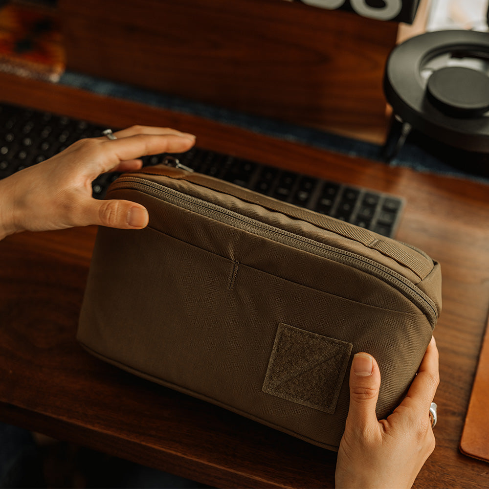 Civic Access Pouch 2L - Storming Gravity