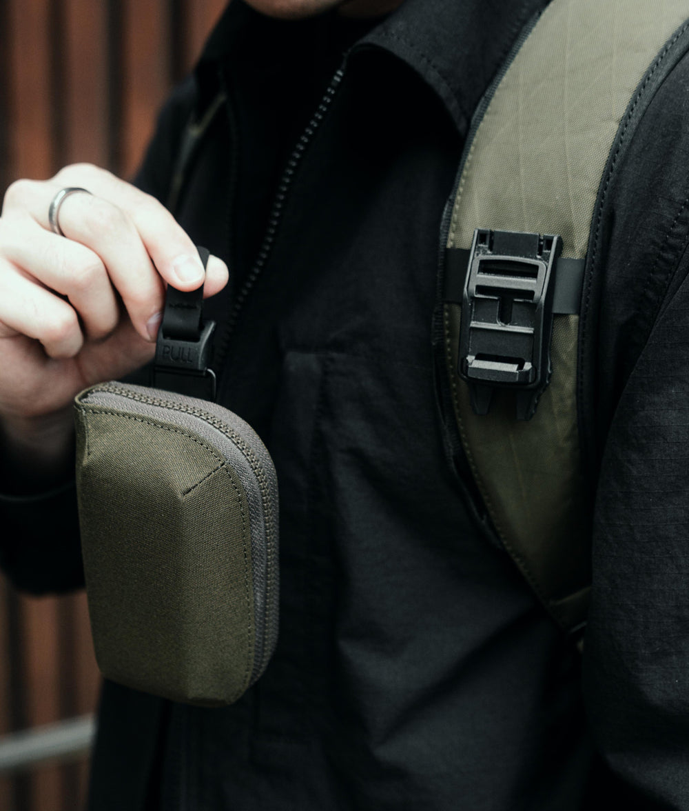 Hub Zip Pocket - Storming Gravity